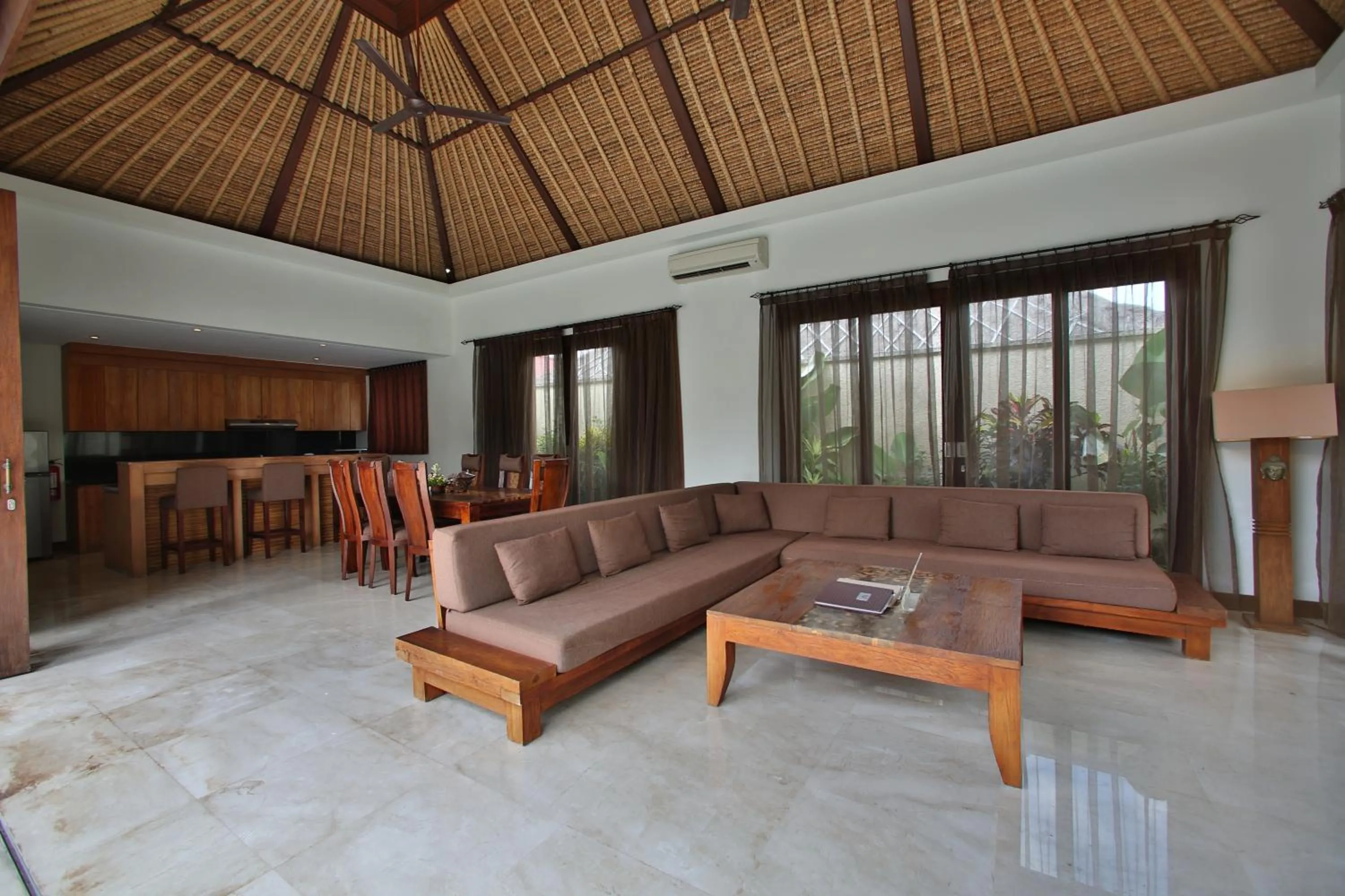 Living room in Mahagiri Villas & Spa Dreamland