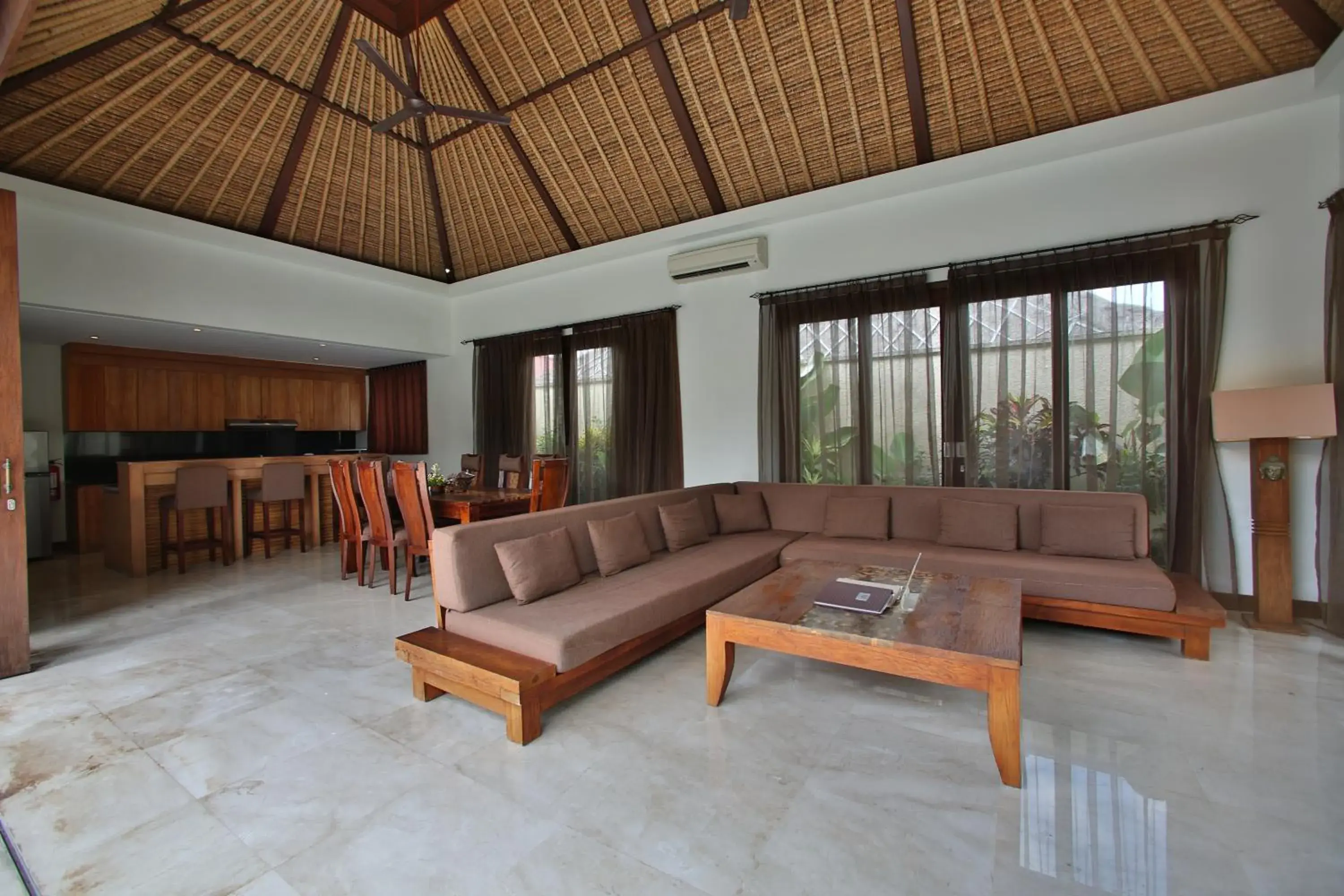Living room in Mahagiri Villas & Spa Dreamland Living room in Mahagiri Villas & Spa Dreamland