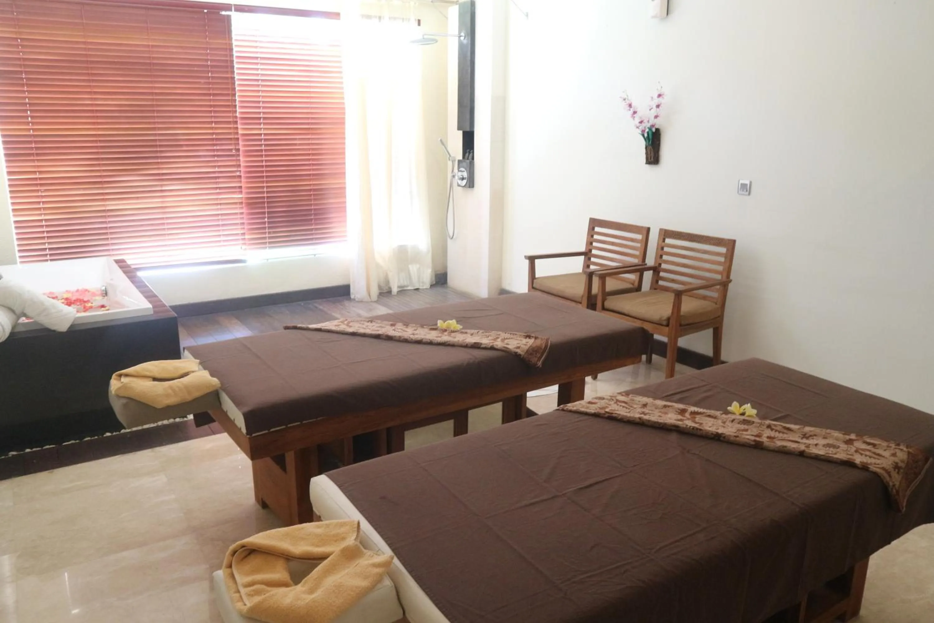 Bed in Mahagiri Villas & Spa Dreamland