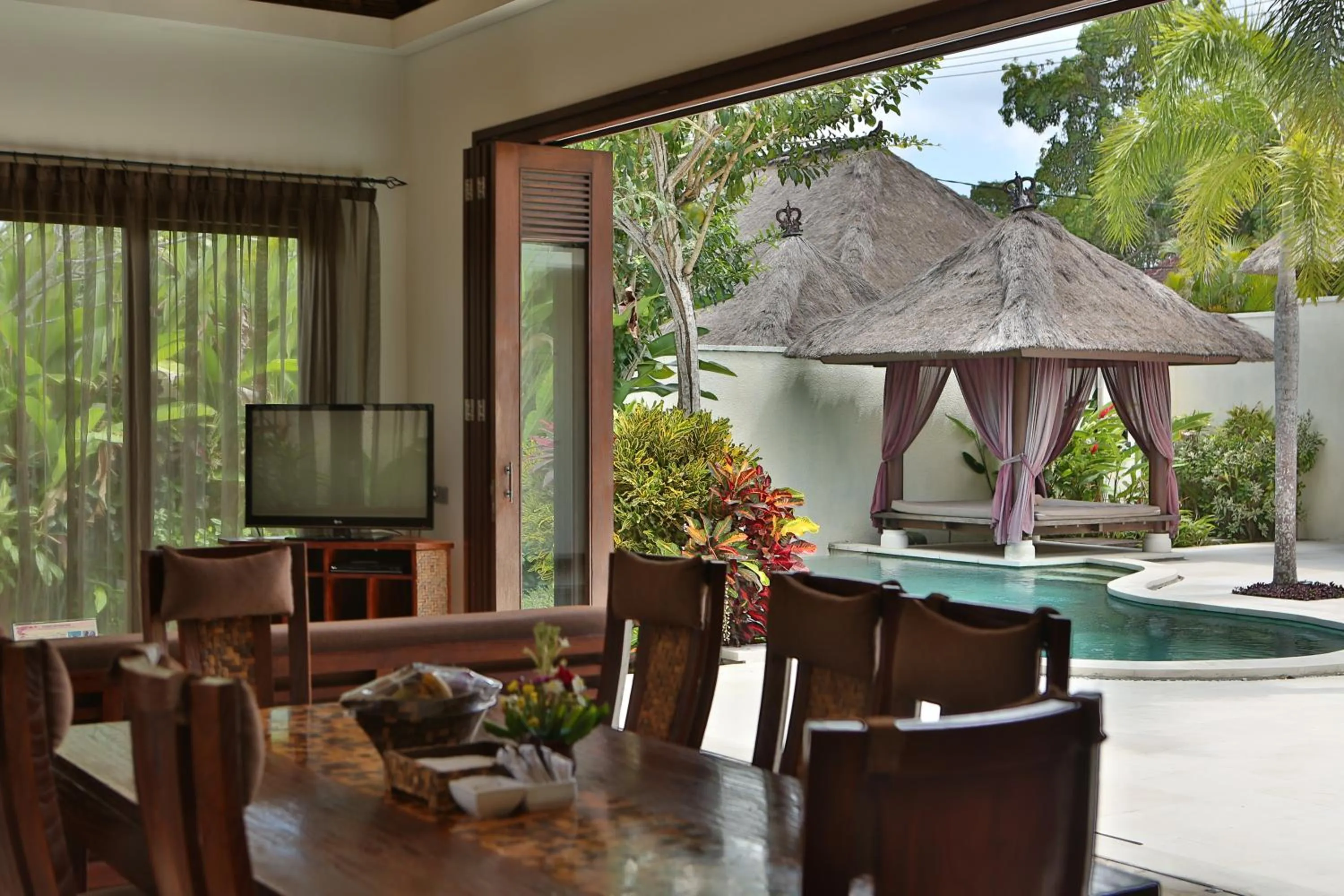 Pool view in Mahagiri Villas & Spa Dreamland