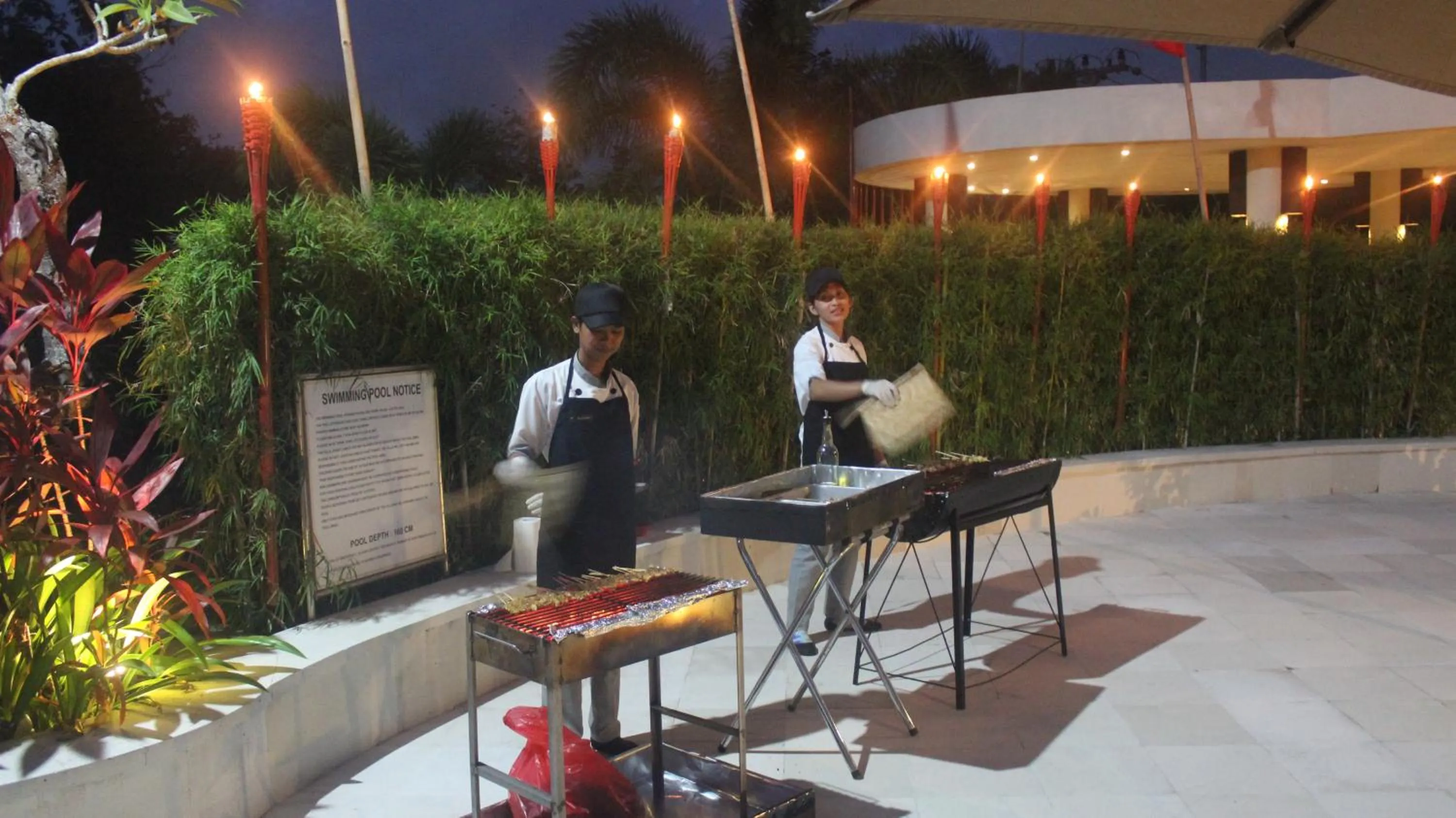 Staff in Mahagiri Villas & Spa Dreamland