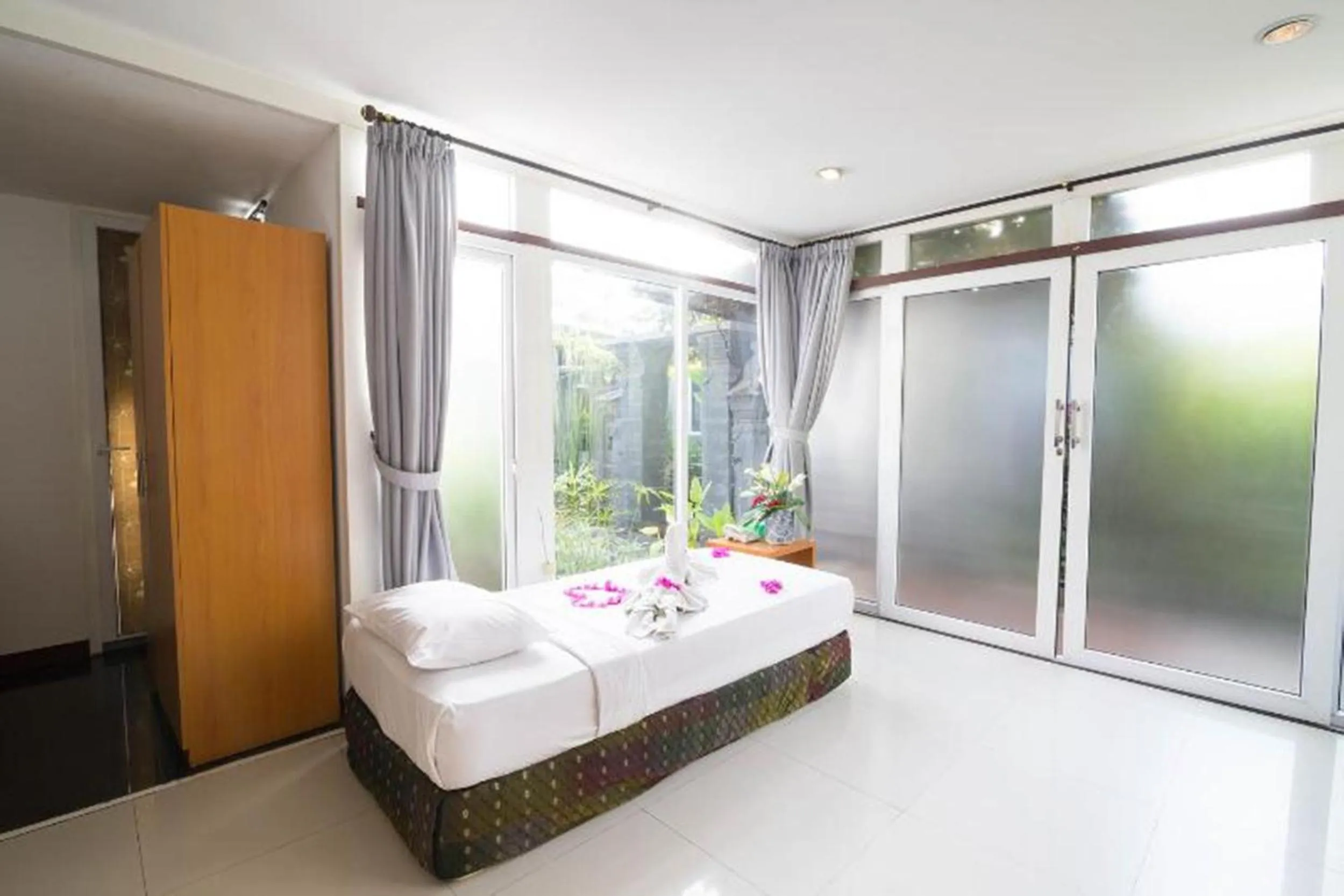 Bedroom, Bed in Aqua Bali Villa