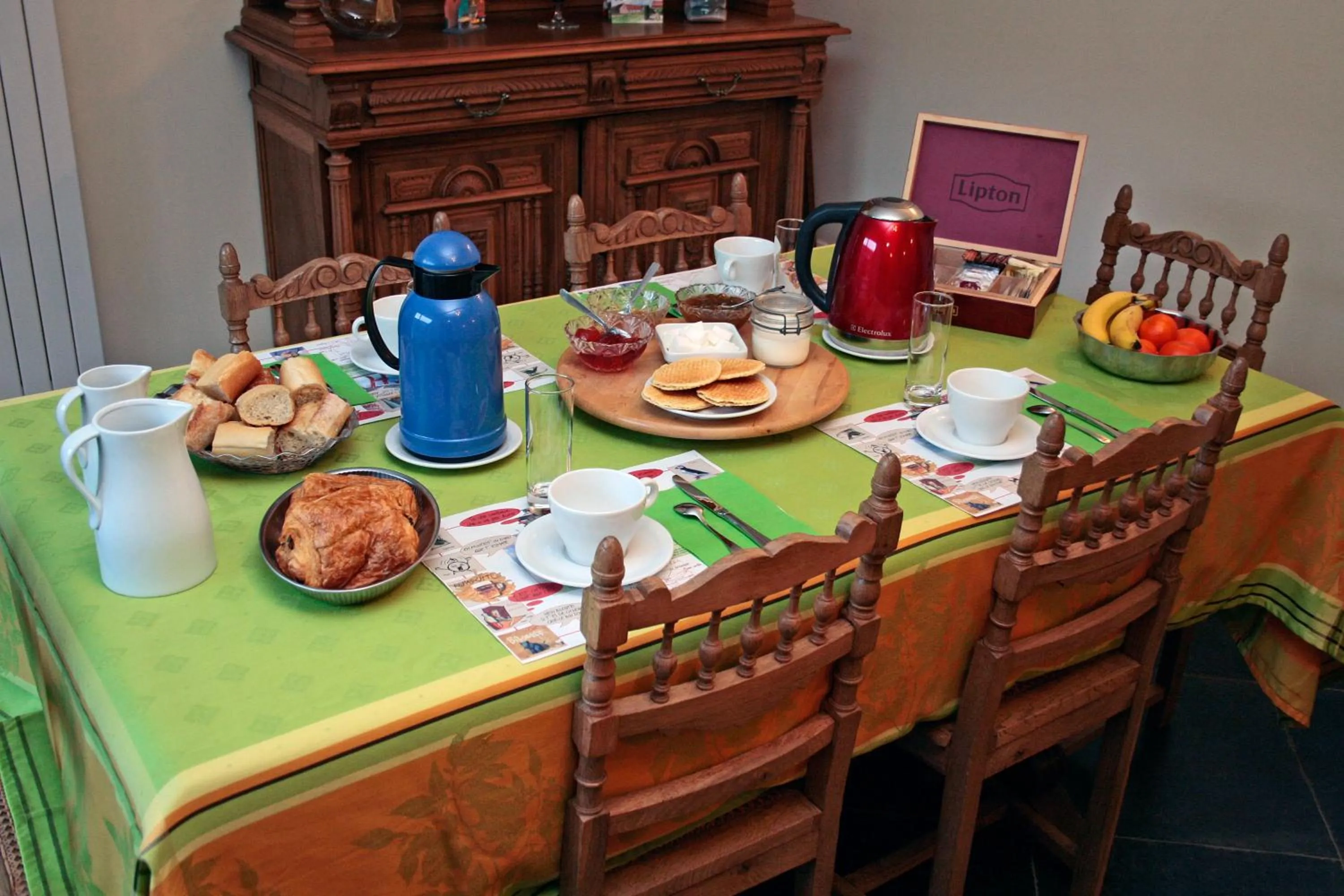 Continental breakfast in Ferme BROCART