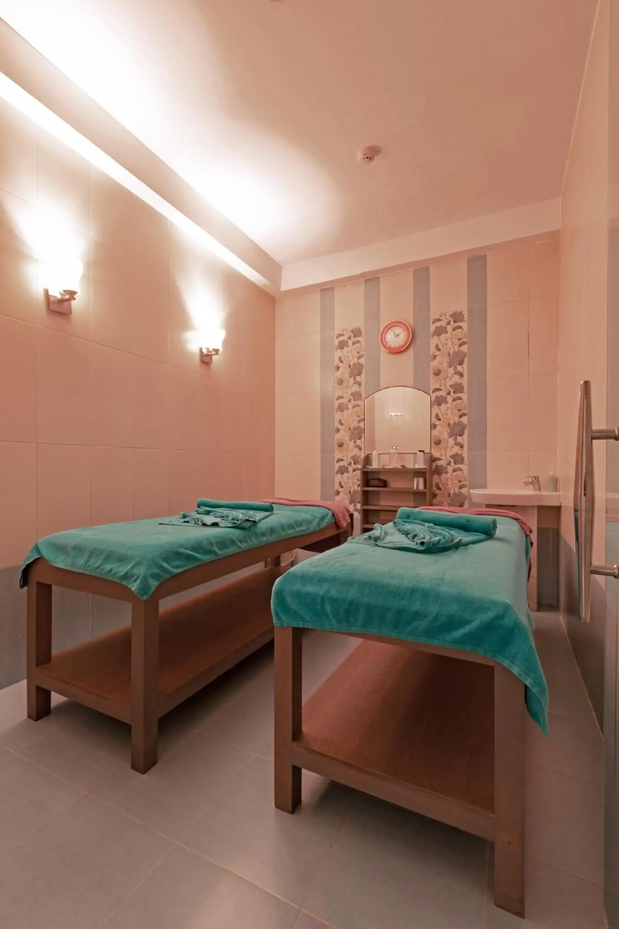 Massage, Bed in MinaMark Beach Resort for Families and Couples Only Massage, Bed in MinaMark Beach Resort for Families and Couples Only