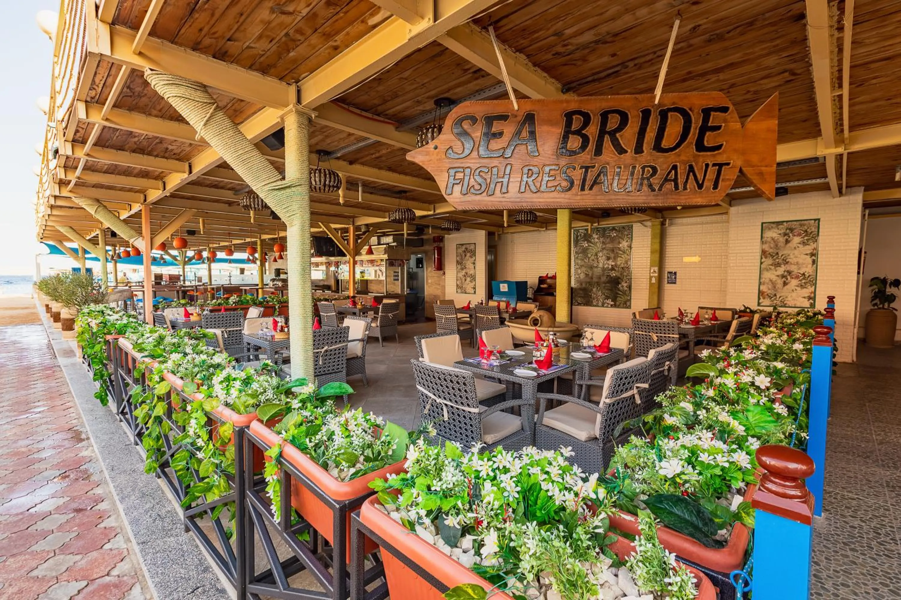 Restaurant/places to eat in MinaMark Beach Resort for Families and Couples Only