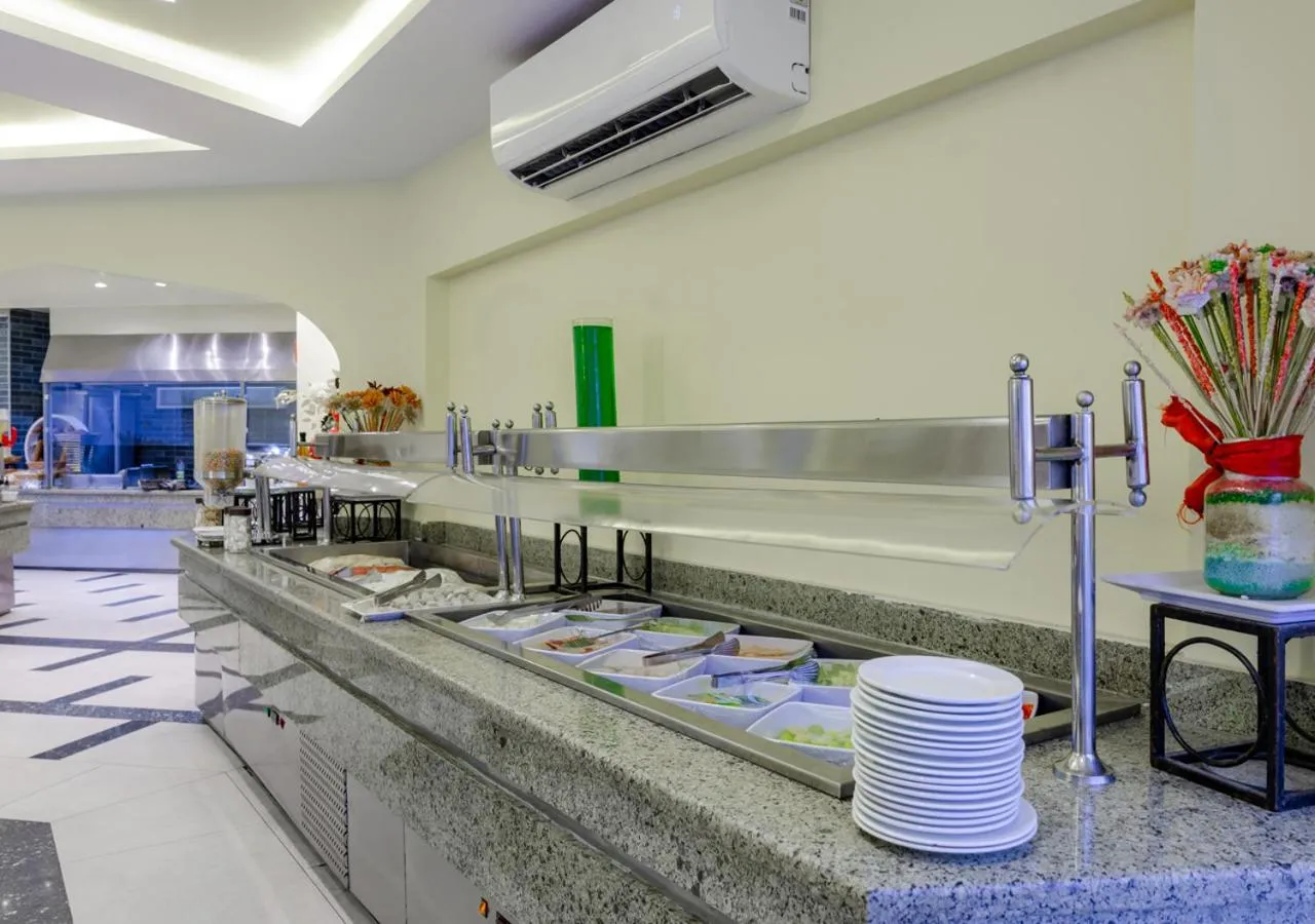 Restaurant/places to eat in MinaMark Beach Resort for Families and Couples Only