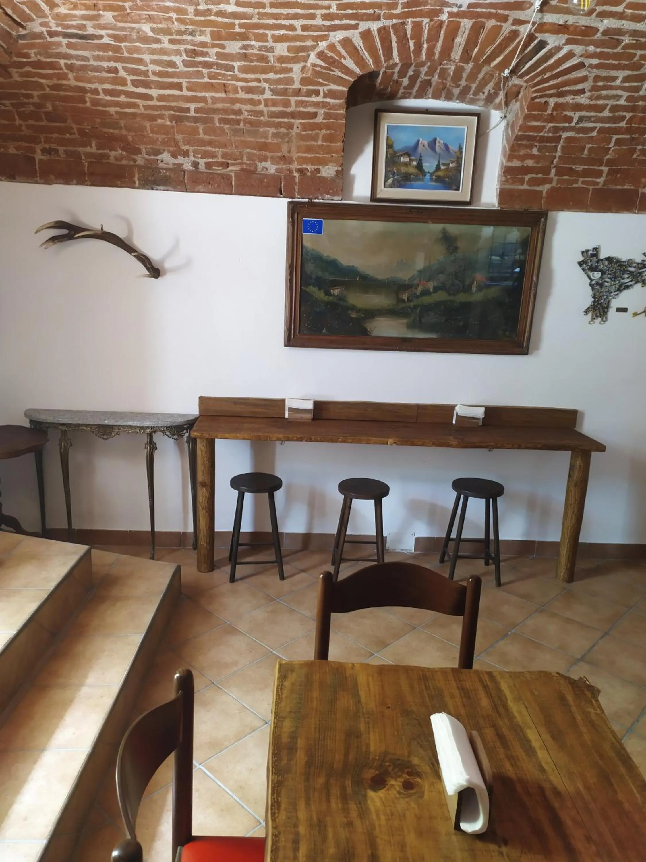 Breakfast, TV/Entertainment Center in La Ghita