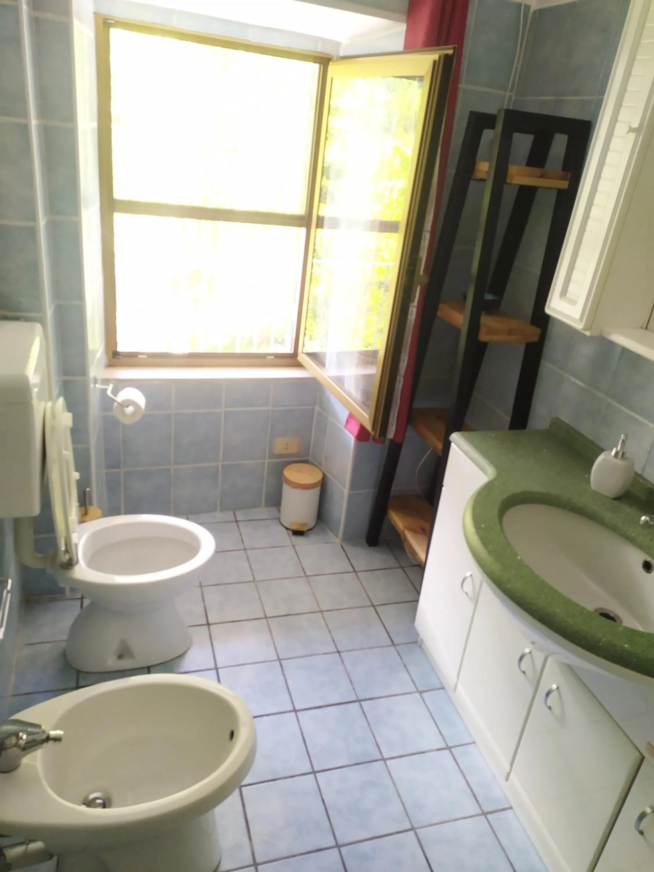 Bathroom in La Ghita