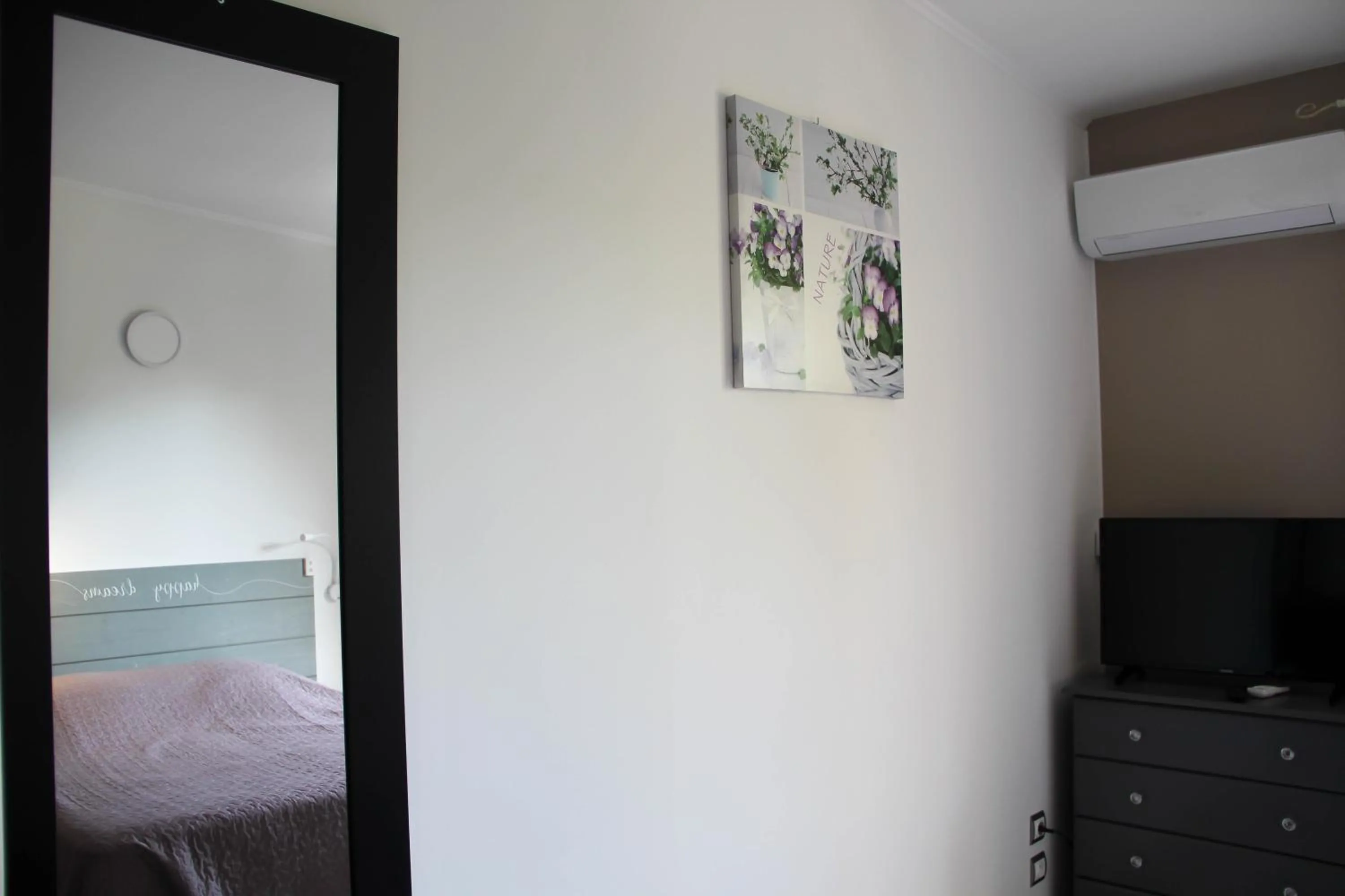 Photo of the whole room, Bed in Résidence les Caraibes