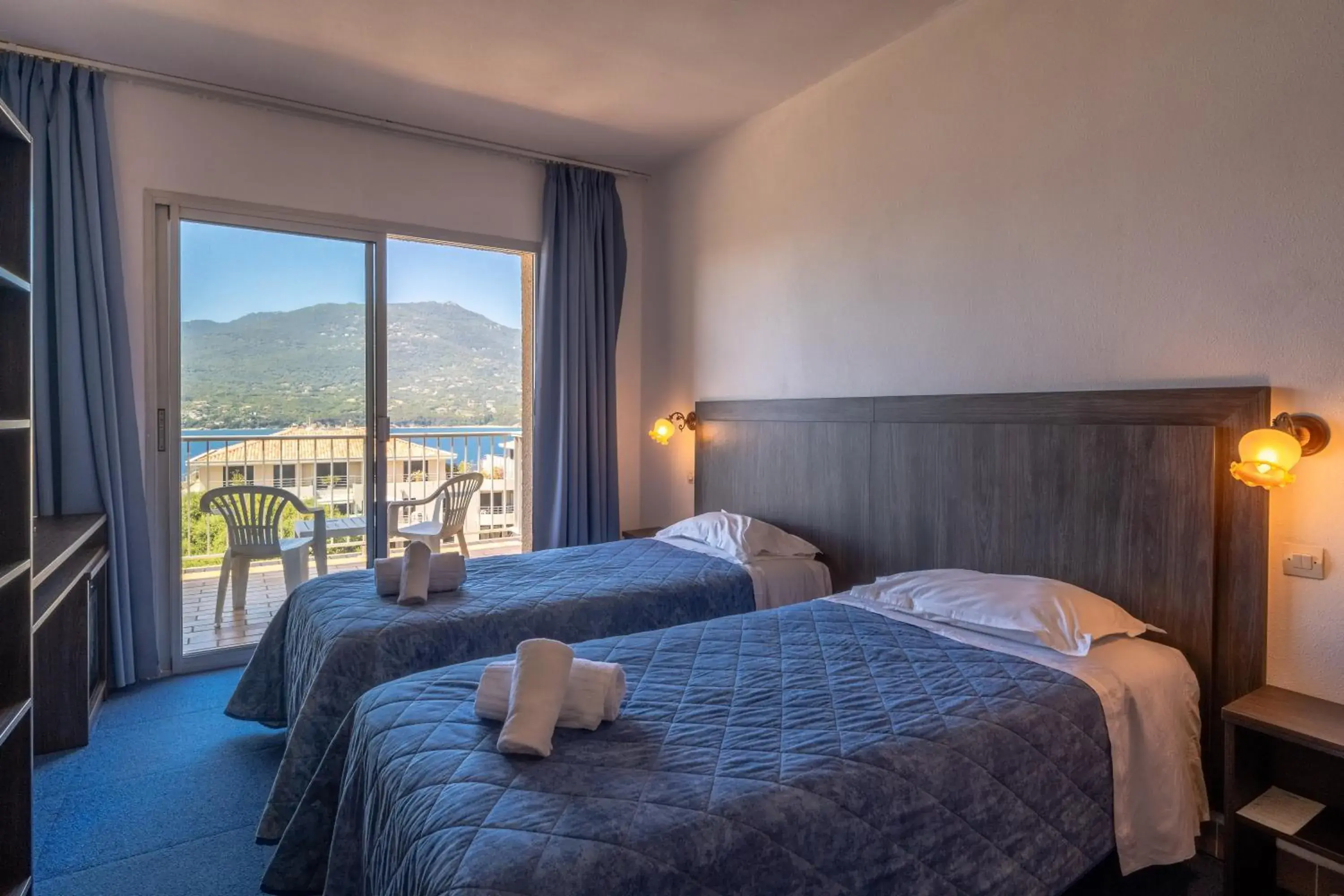 Twin Room with Sea View in Hotel Hibiscus Twin Room with Sea View in Hotel Hibiscus