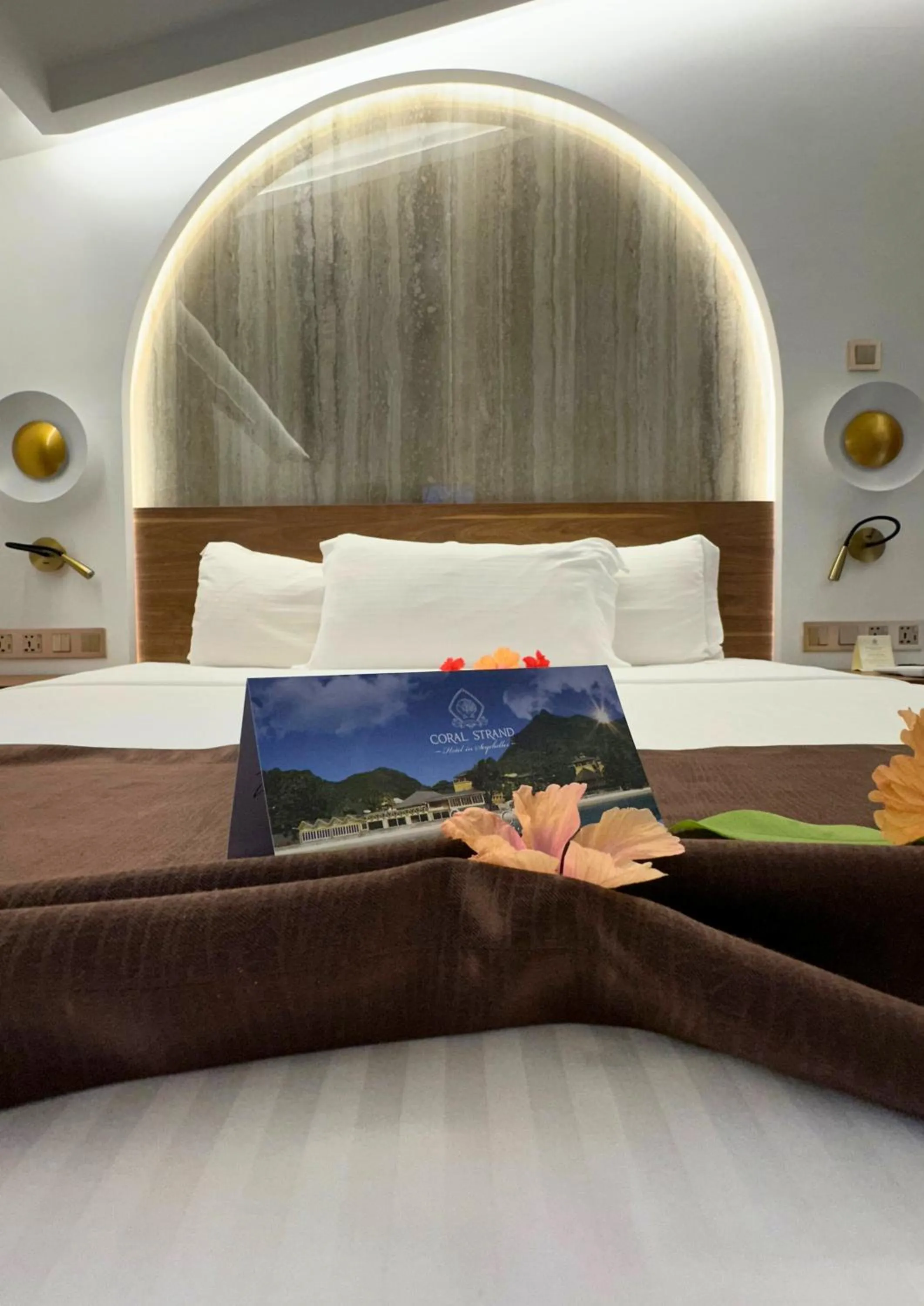 Bed in Coral Strand Smart Choice