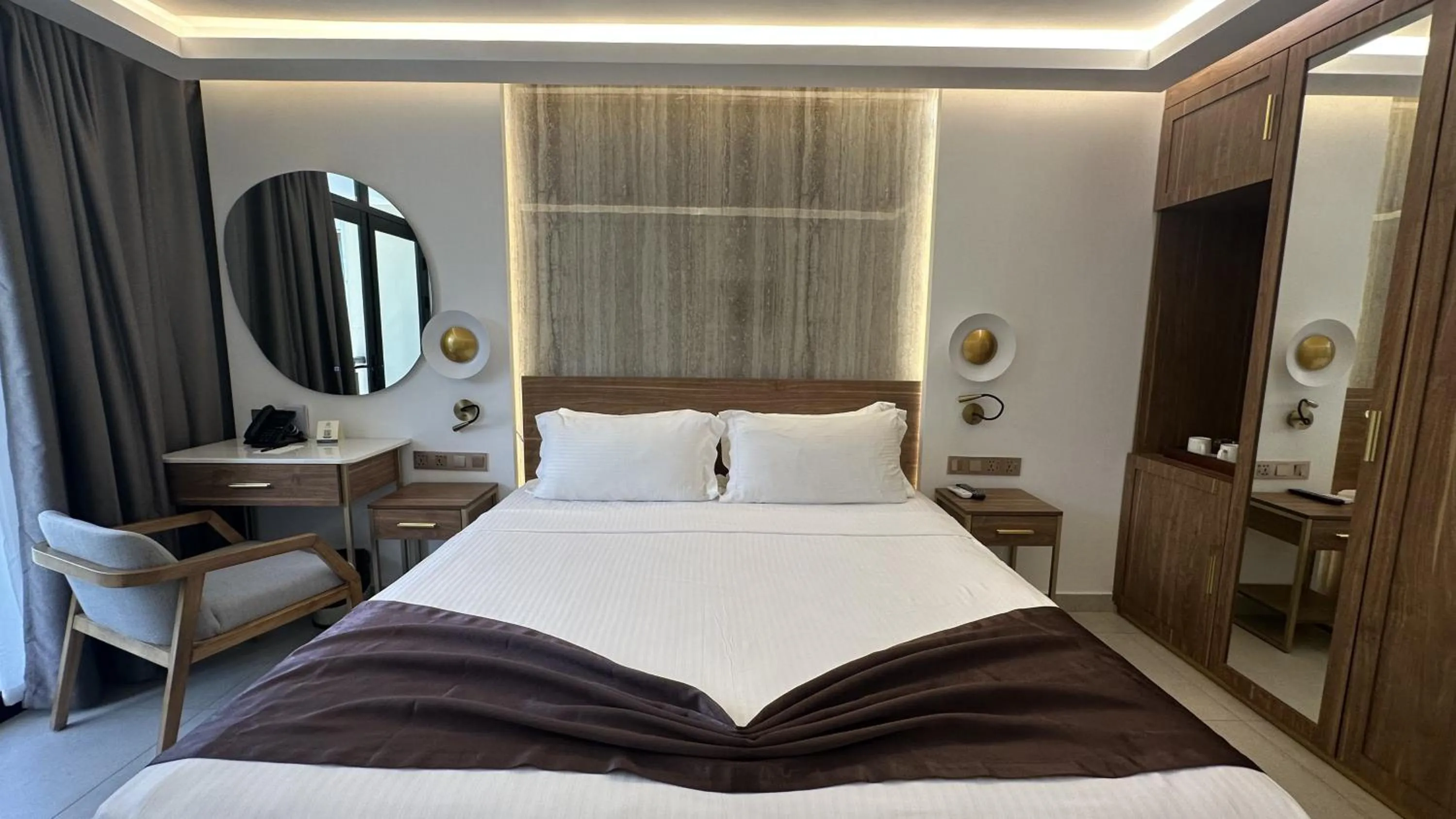 Bed in Coral Strand Smart Choice