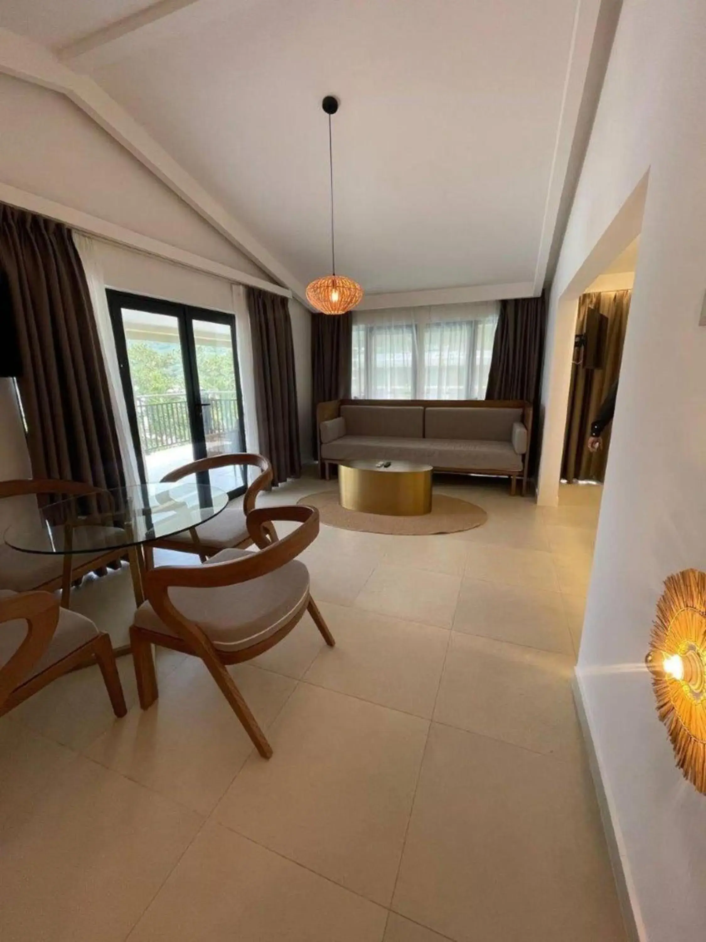 Signature Superior Garden - single occupancy in Coral Strand Smart Choice Signature Superior Garden - single occupancy in Coral Strand Smart Choice