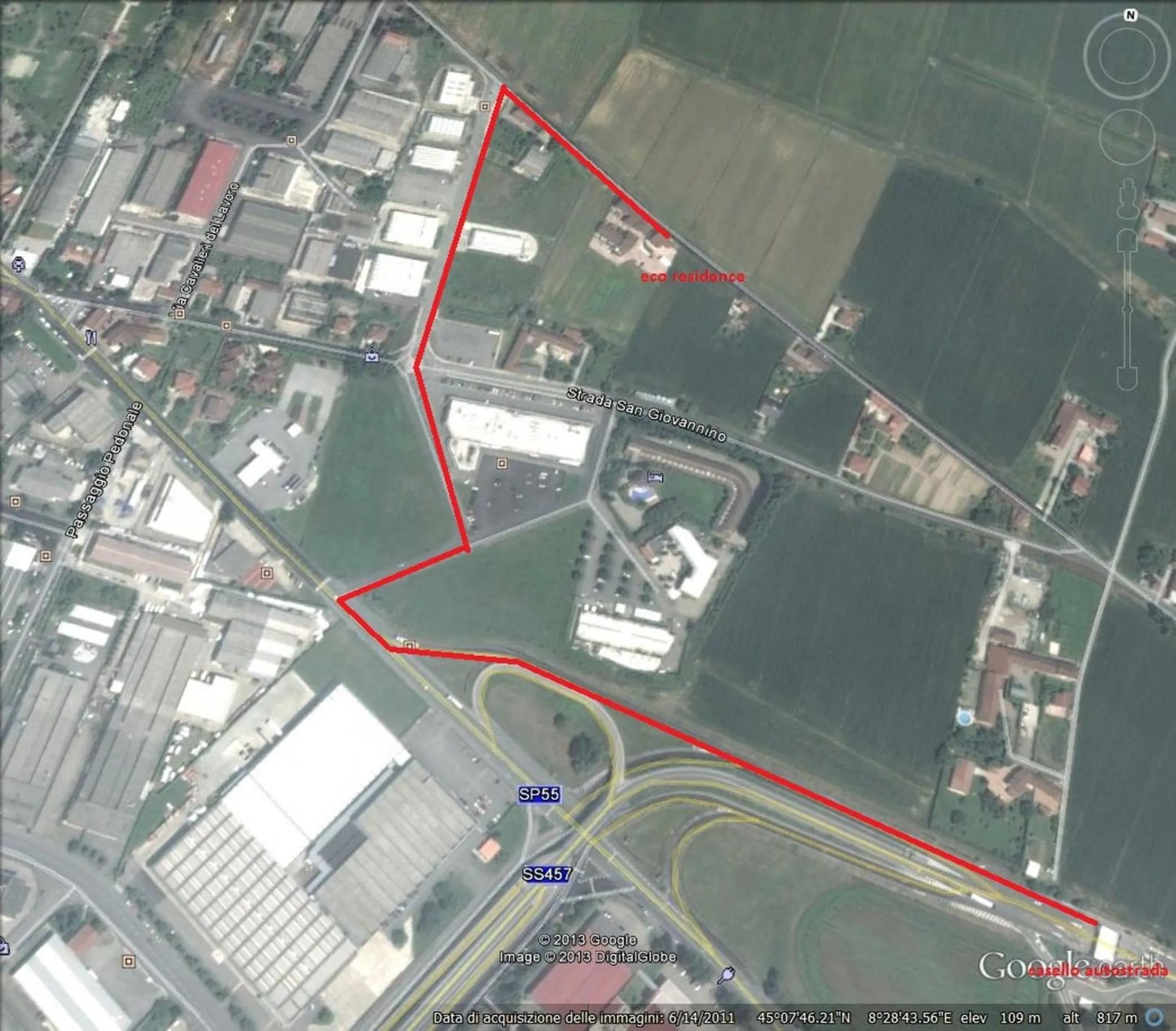 Text overlay in Eco-Residence