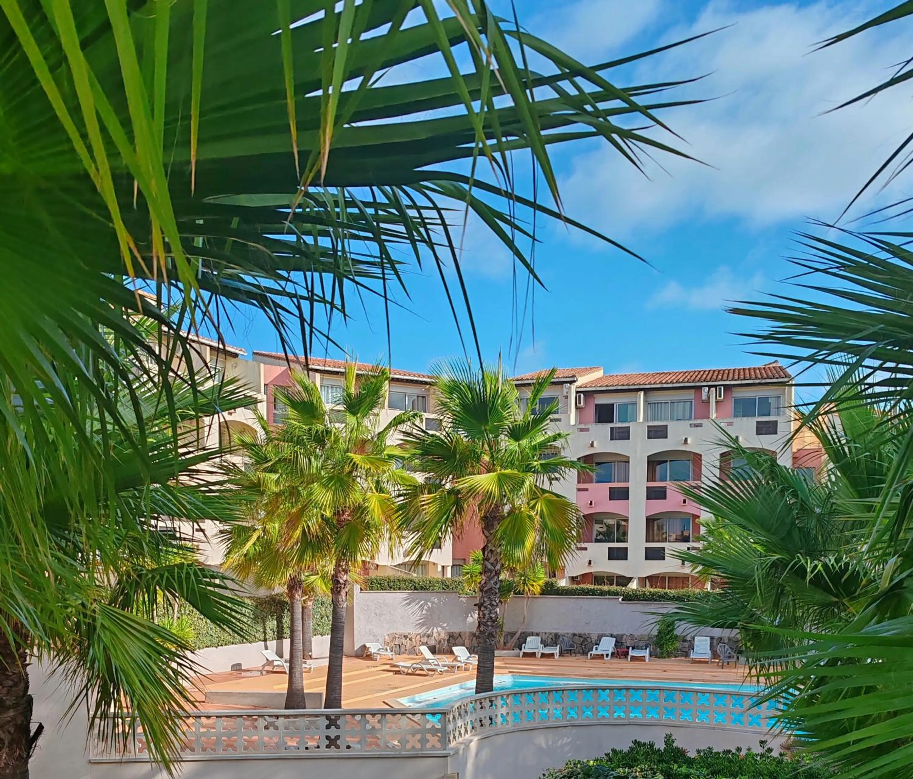 Swimming pool in Residence Agathea