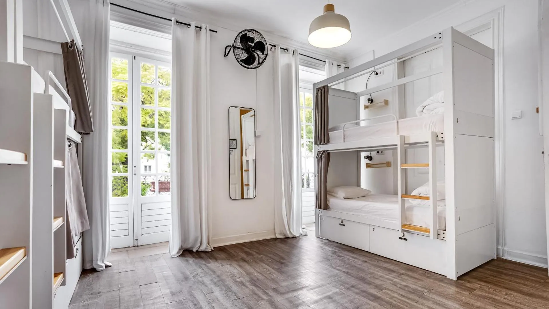 Bedroom, Bed in Hostel Casa d'Alagoa