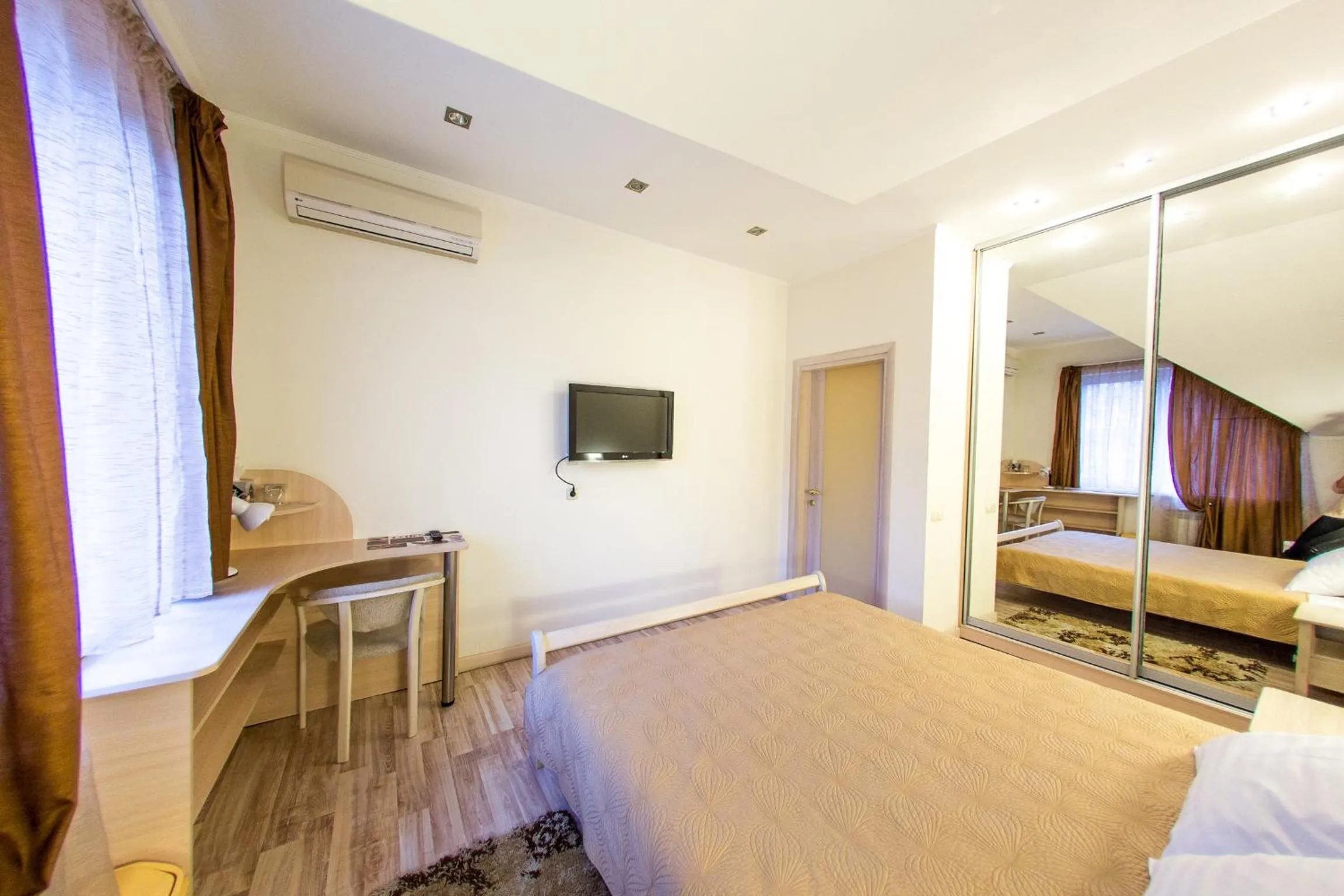 Photo of the whole room, Bed in ABC Apartments Business Class