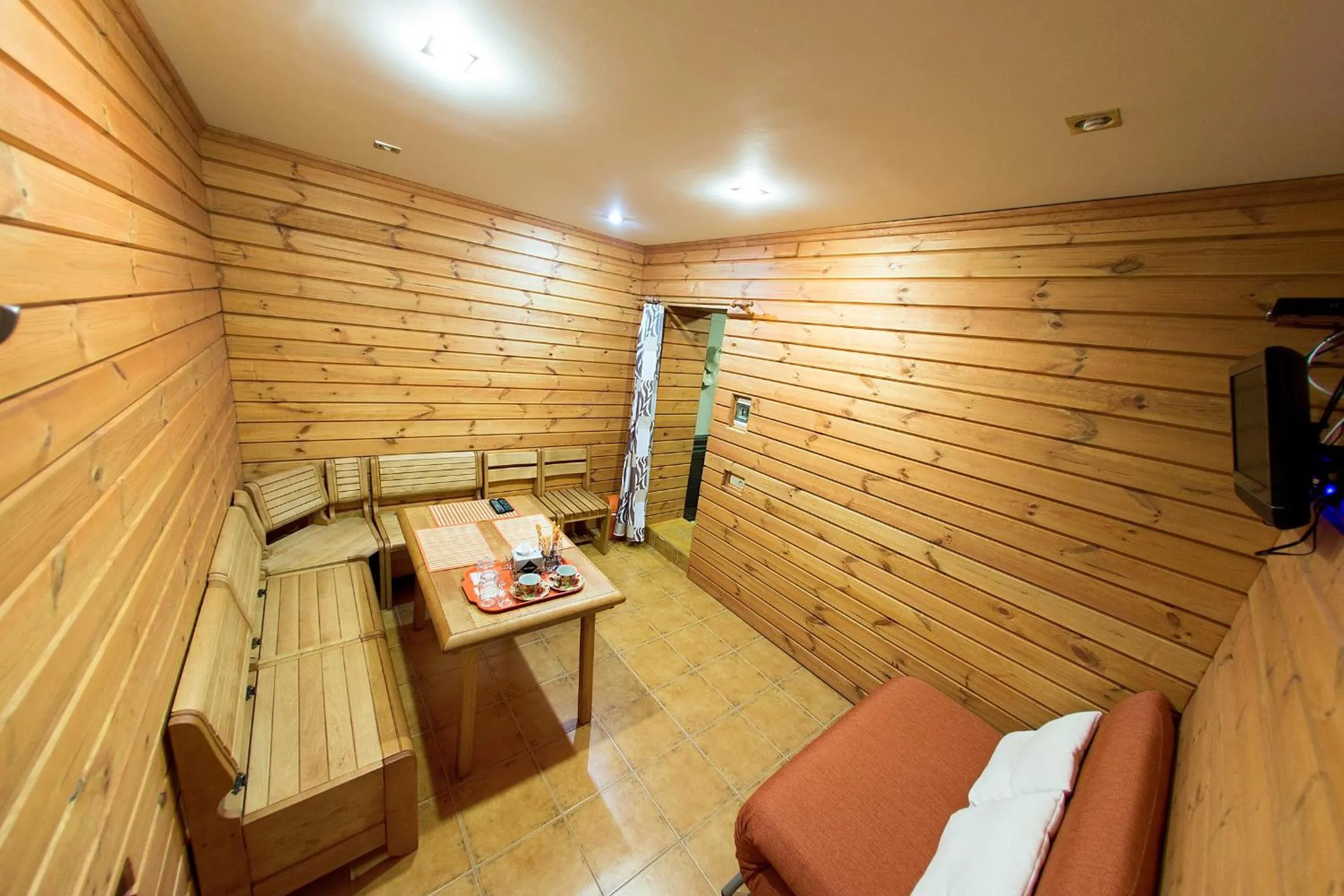 Communal lounge/ TV room, Bed in ABC Apartments Business Class