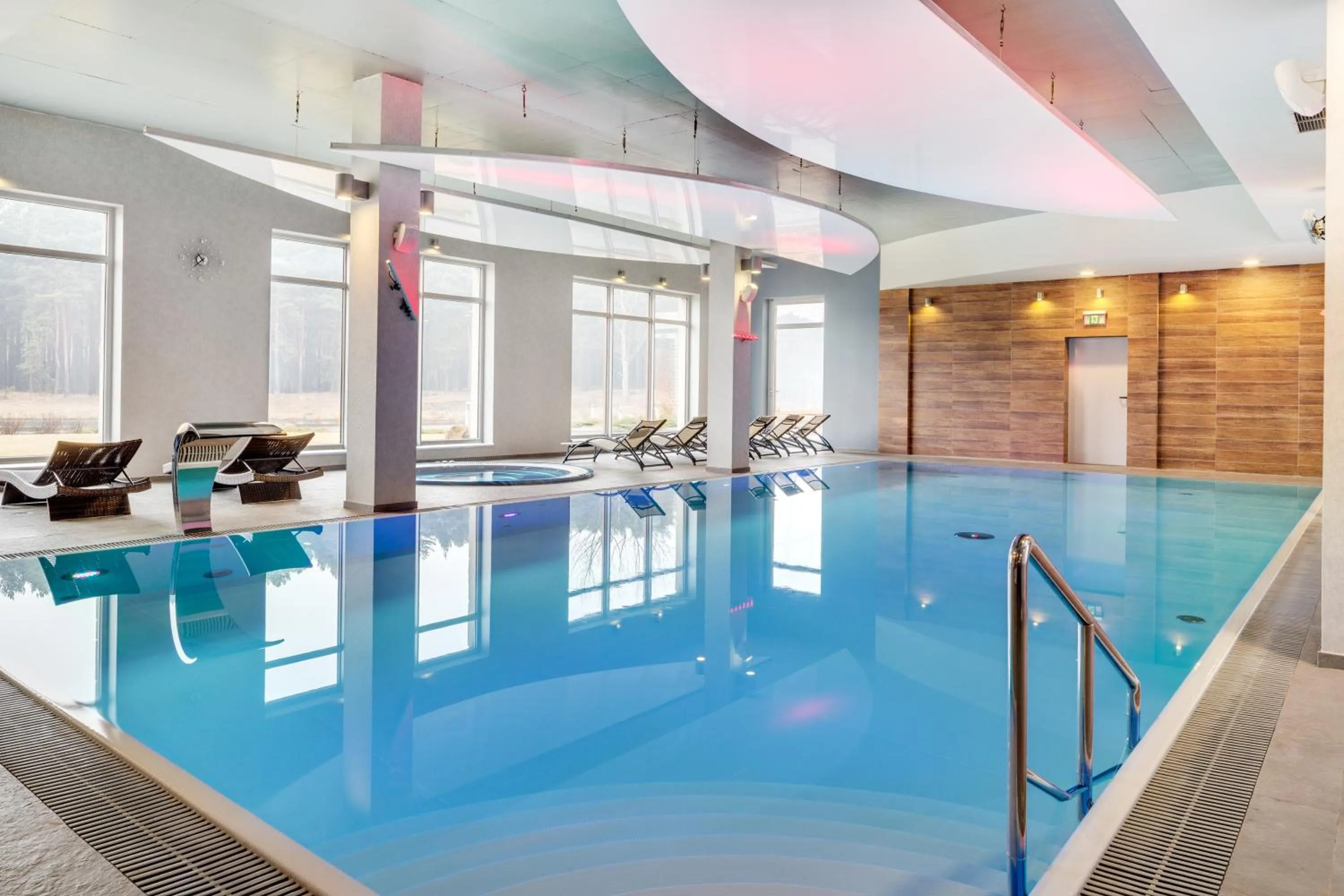 Swimming pool in Hotel Natura Residence Business&SPA