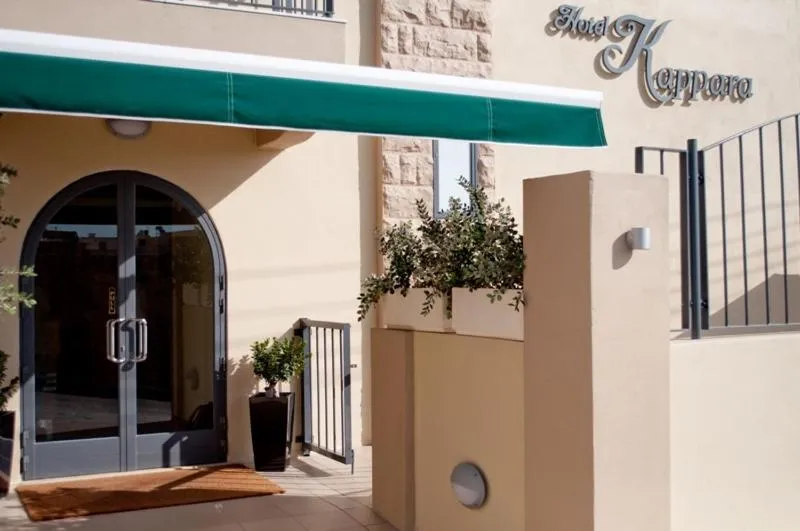 Facade/entrance in Hotel Kappara