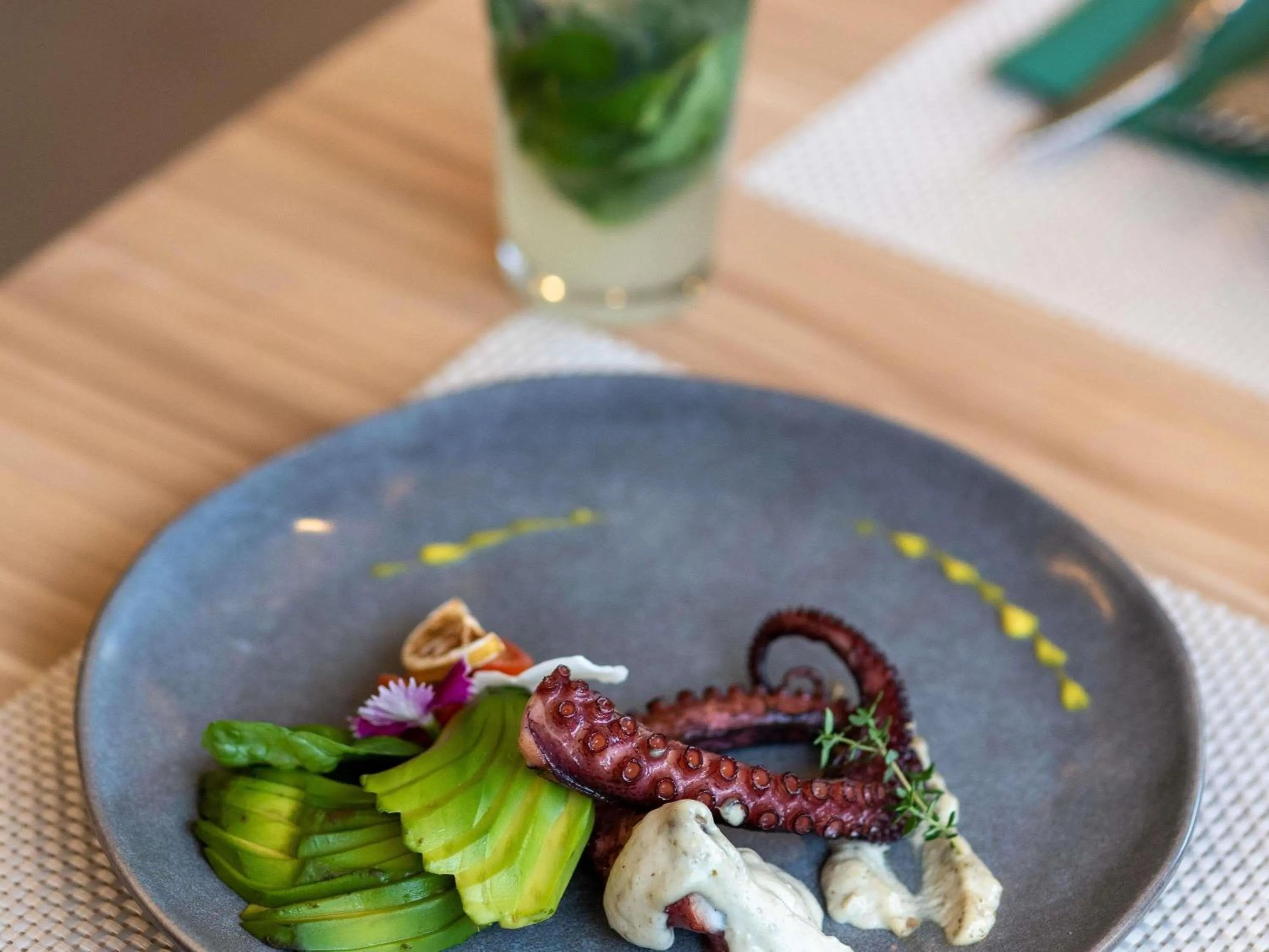 Property building in ibis Concepcion