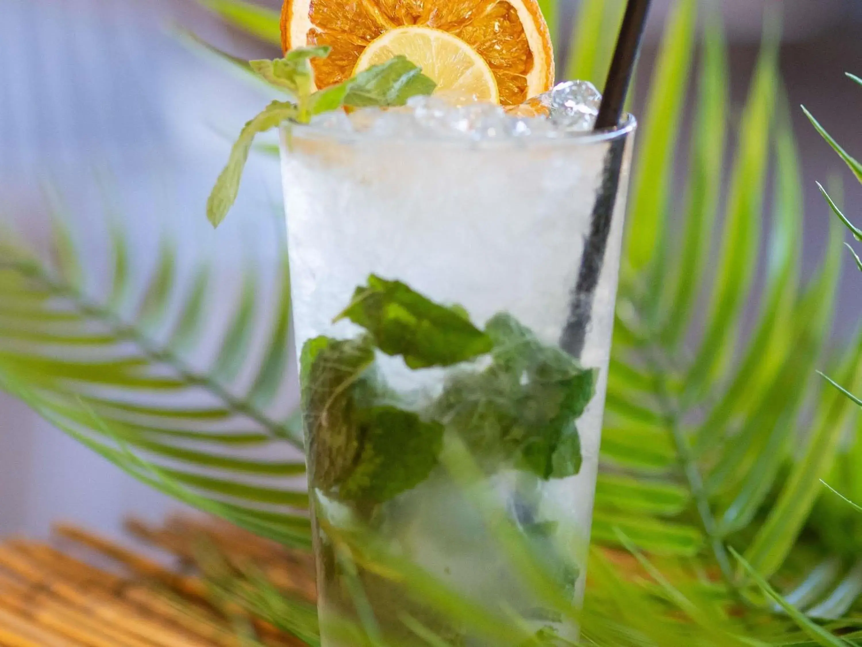 Lounge or bar in ibis Concepcion Lounge or bar in ibis Concepcion