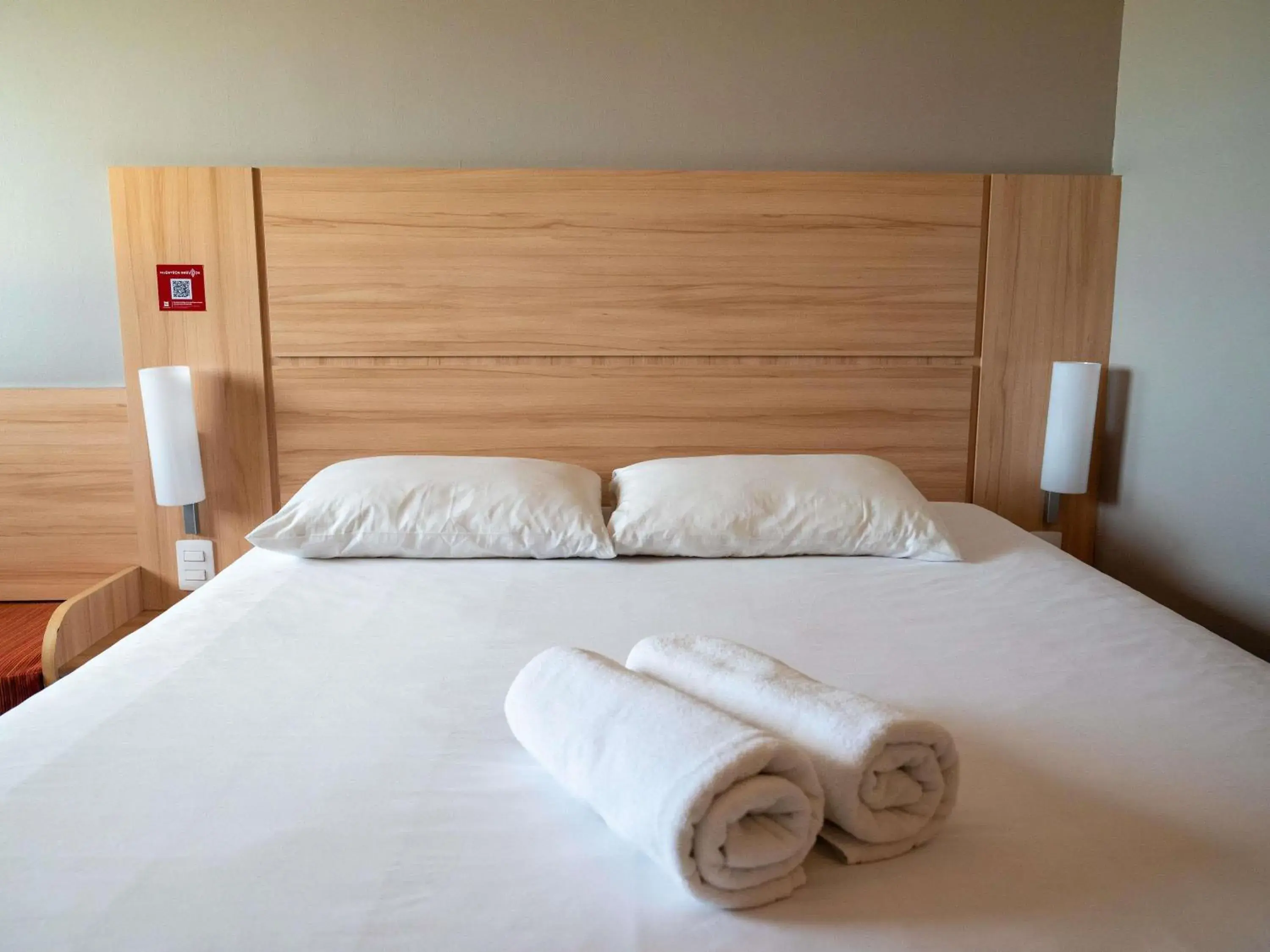 Property building, Bed in ibis Concepcion Property building, Bed in ibis Concepcion