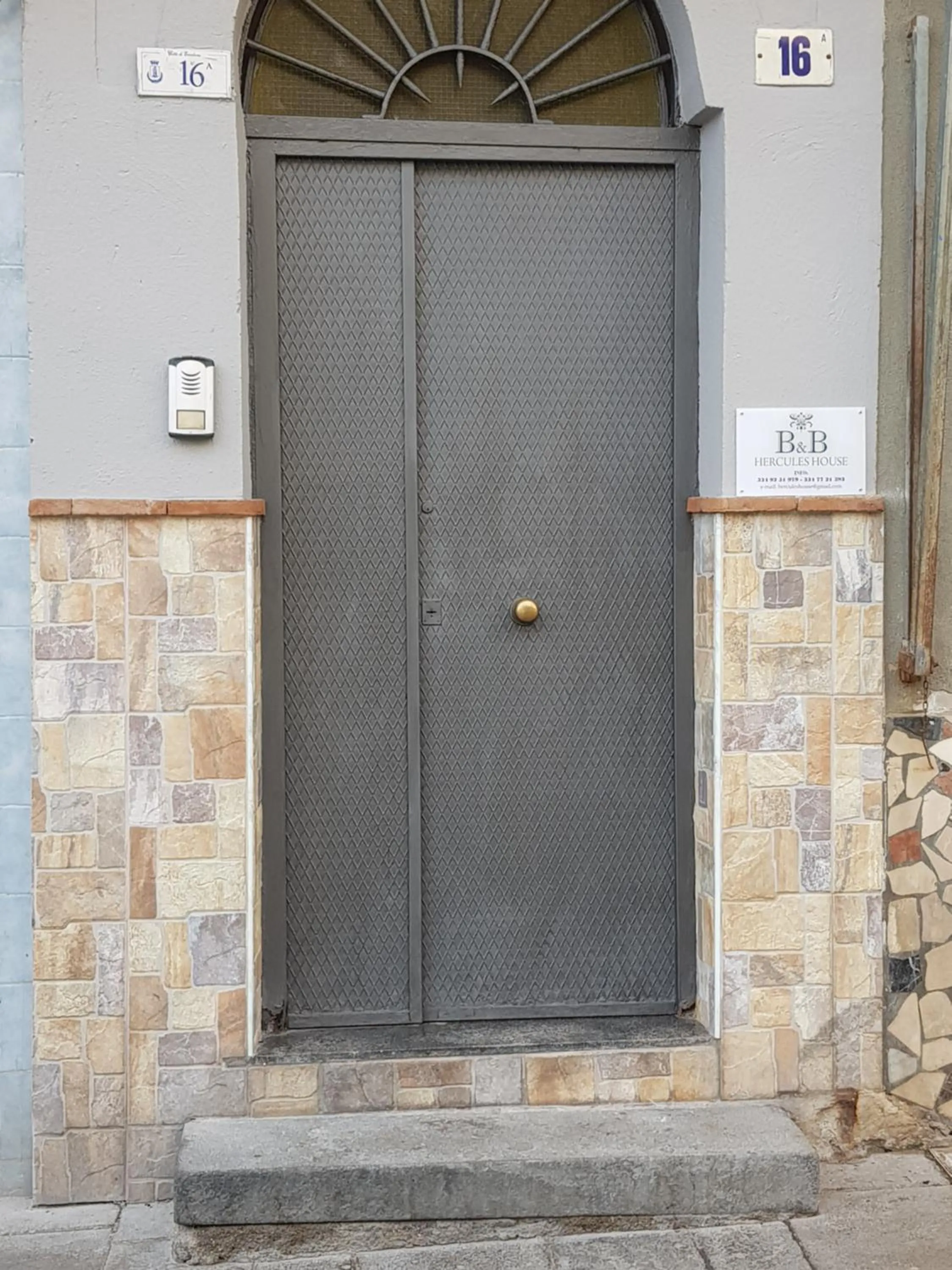 Property building in Hercules House - Il riposo degli Eroi