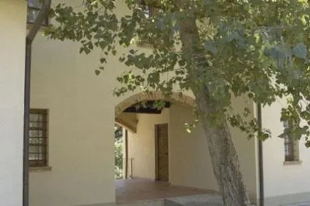 Facade/entrance in Borgo Nuovo San Martino