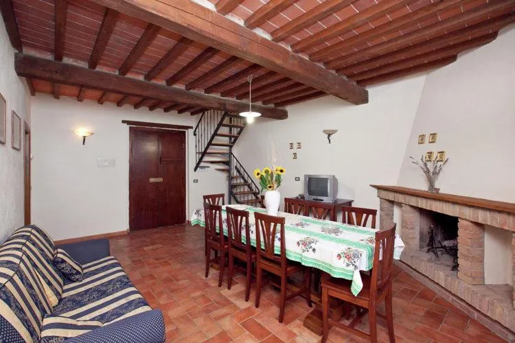 Dining area in Borgo Nuovo San Martino