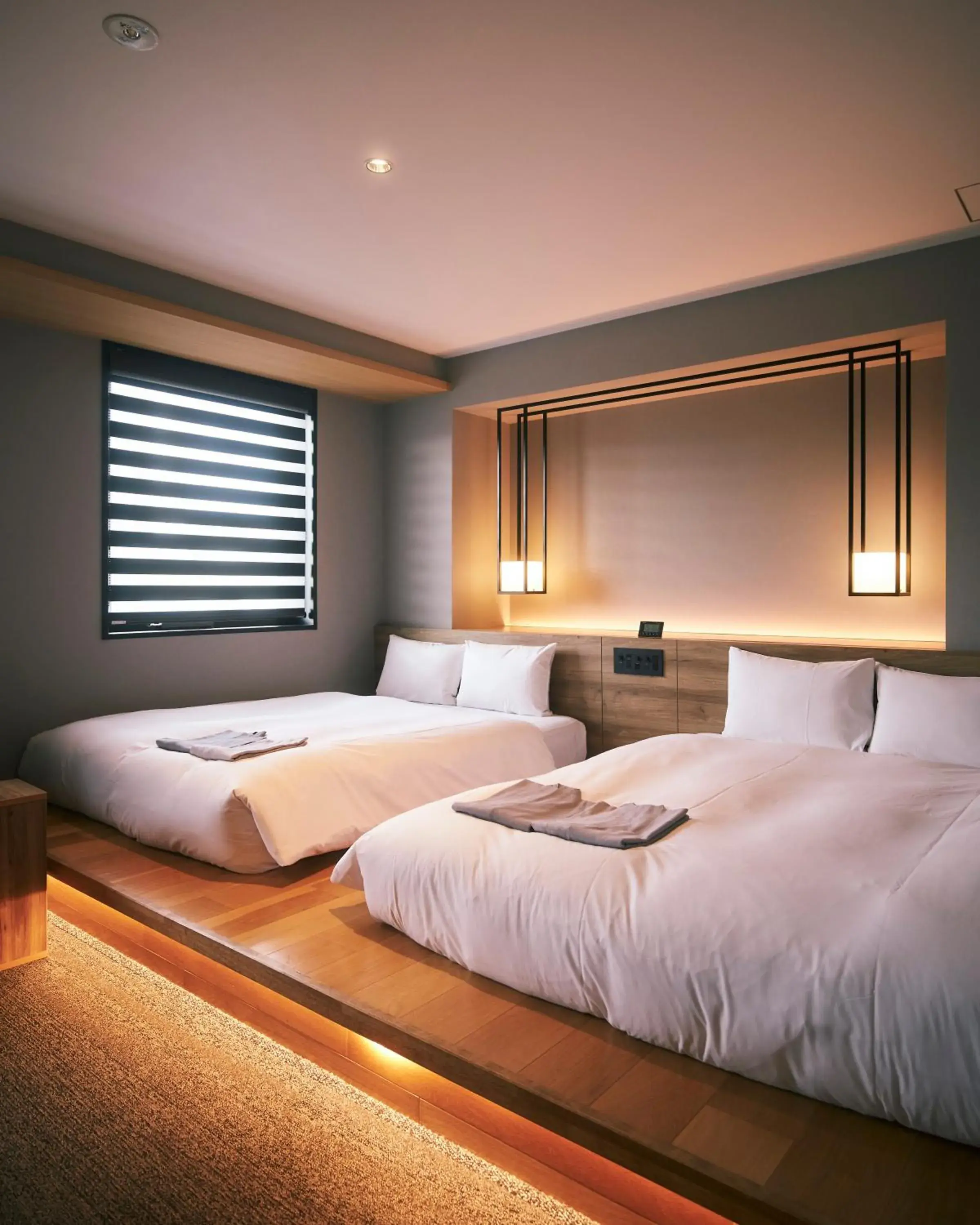 Photo of the whole room, Bed in hotel androoms Shin-Osaka Photo of the whole room, Bed in hotel androoms Shin-Osaka