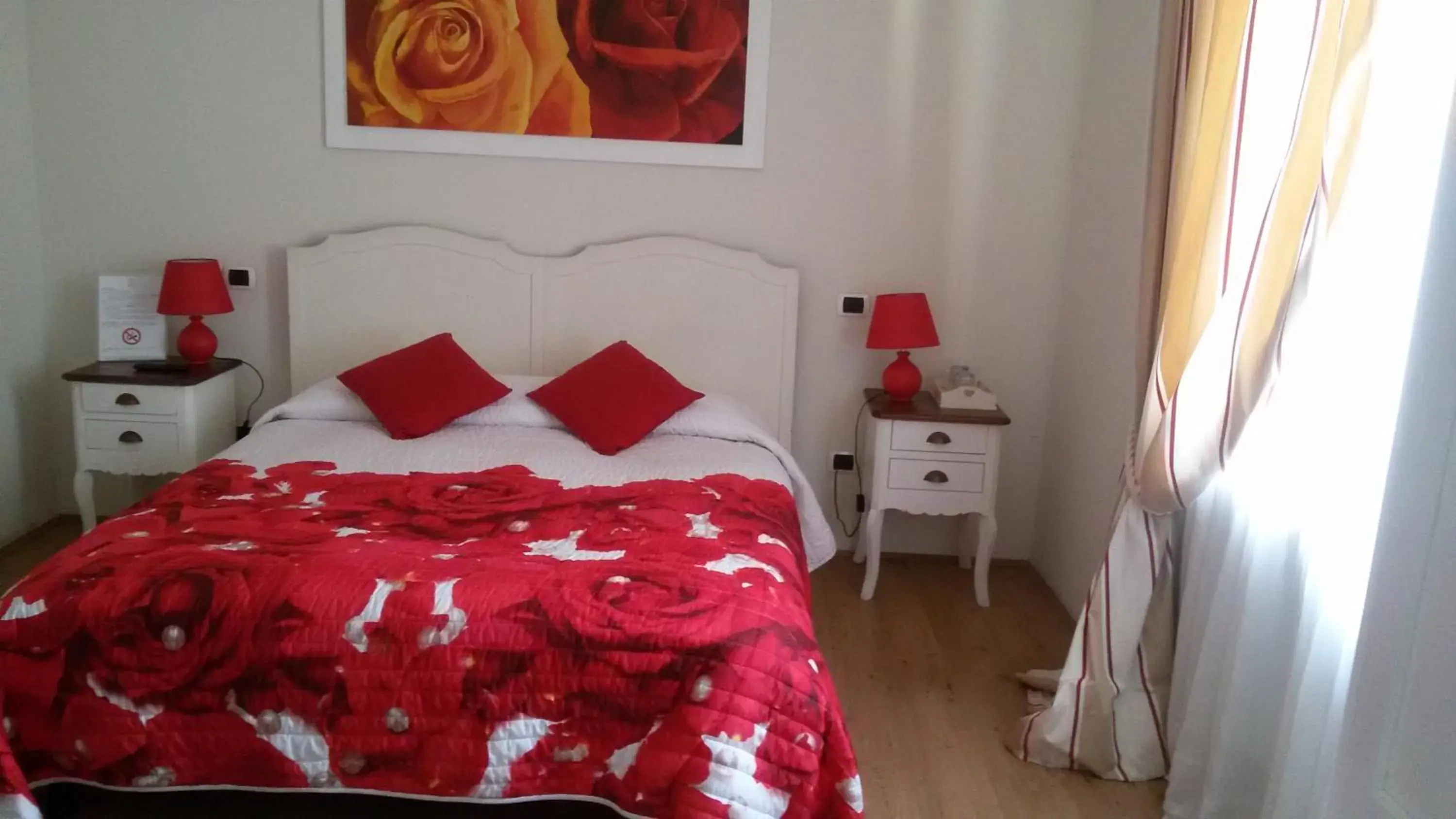 Triple Room in La Rocchetta Triple Room in La Rocchetta