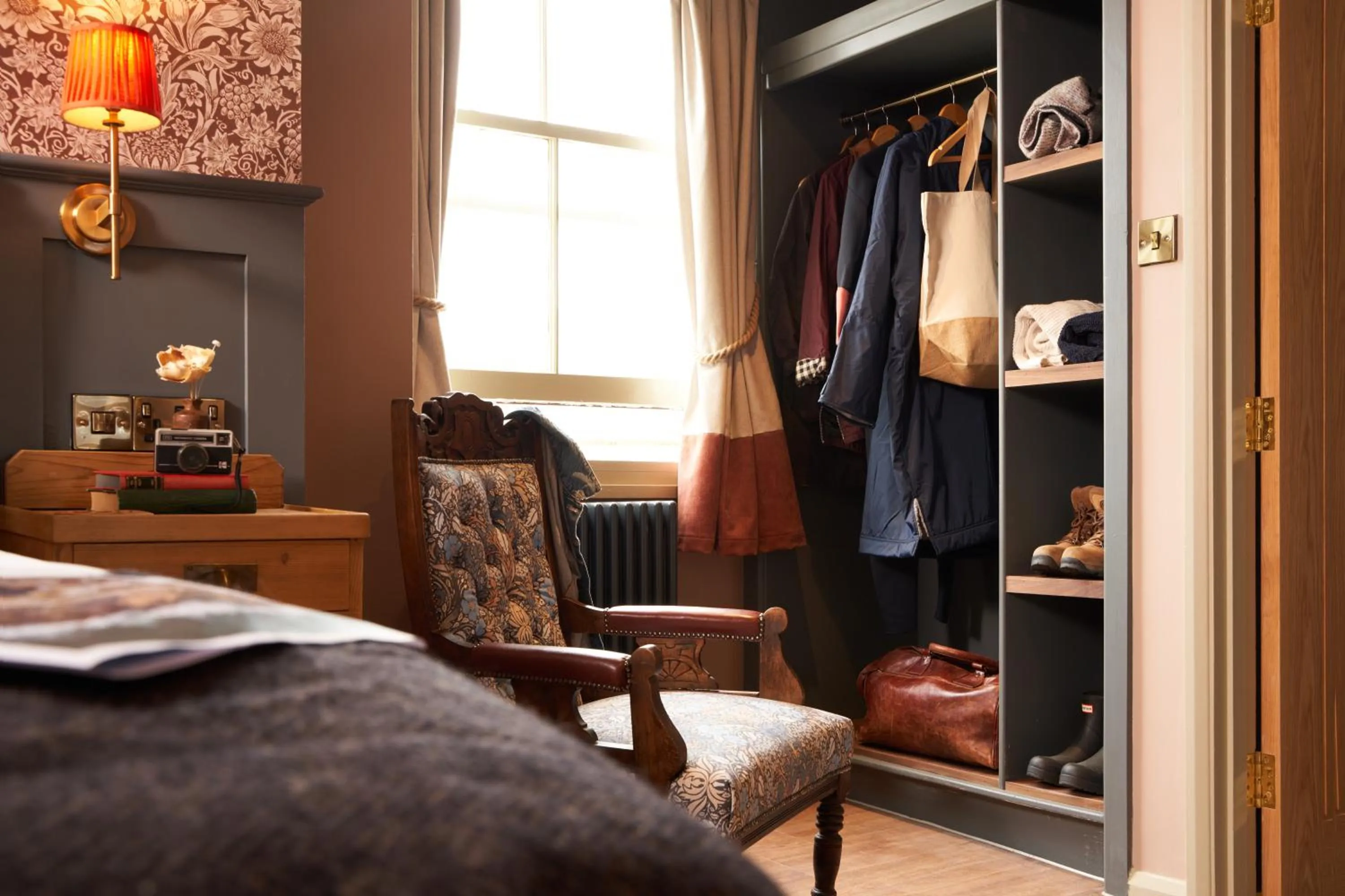 Seating area in Harbour Inn