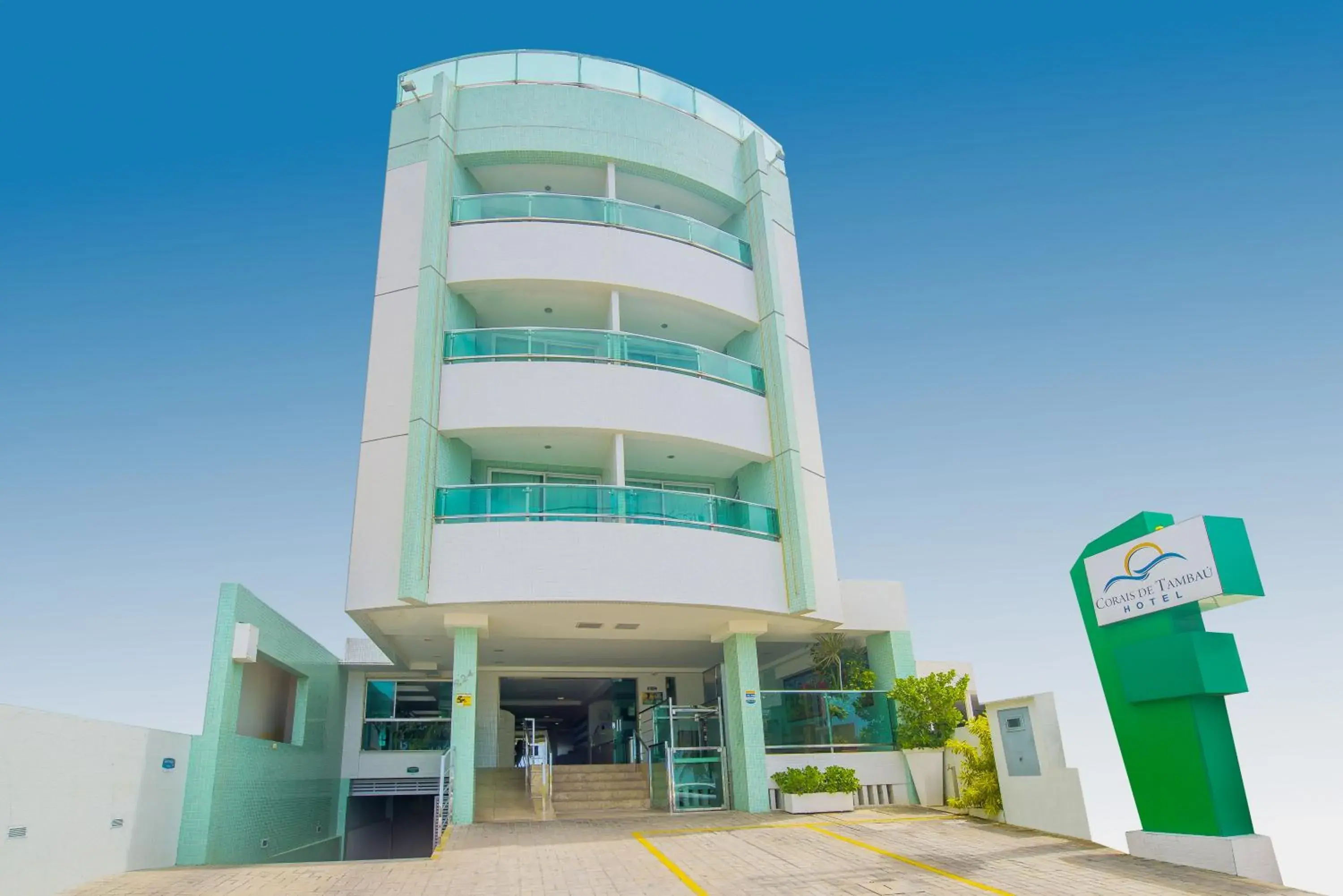 Facade/entrance in Hotel Corais de Tambau Facade/entrance in Hotel Corais de Tambau