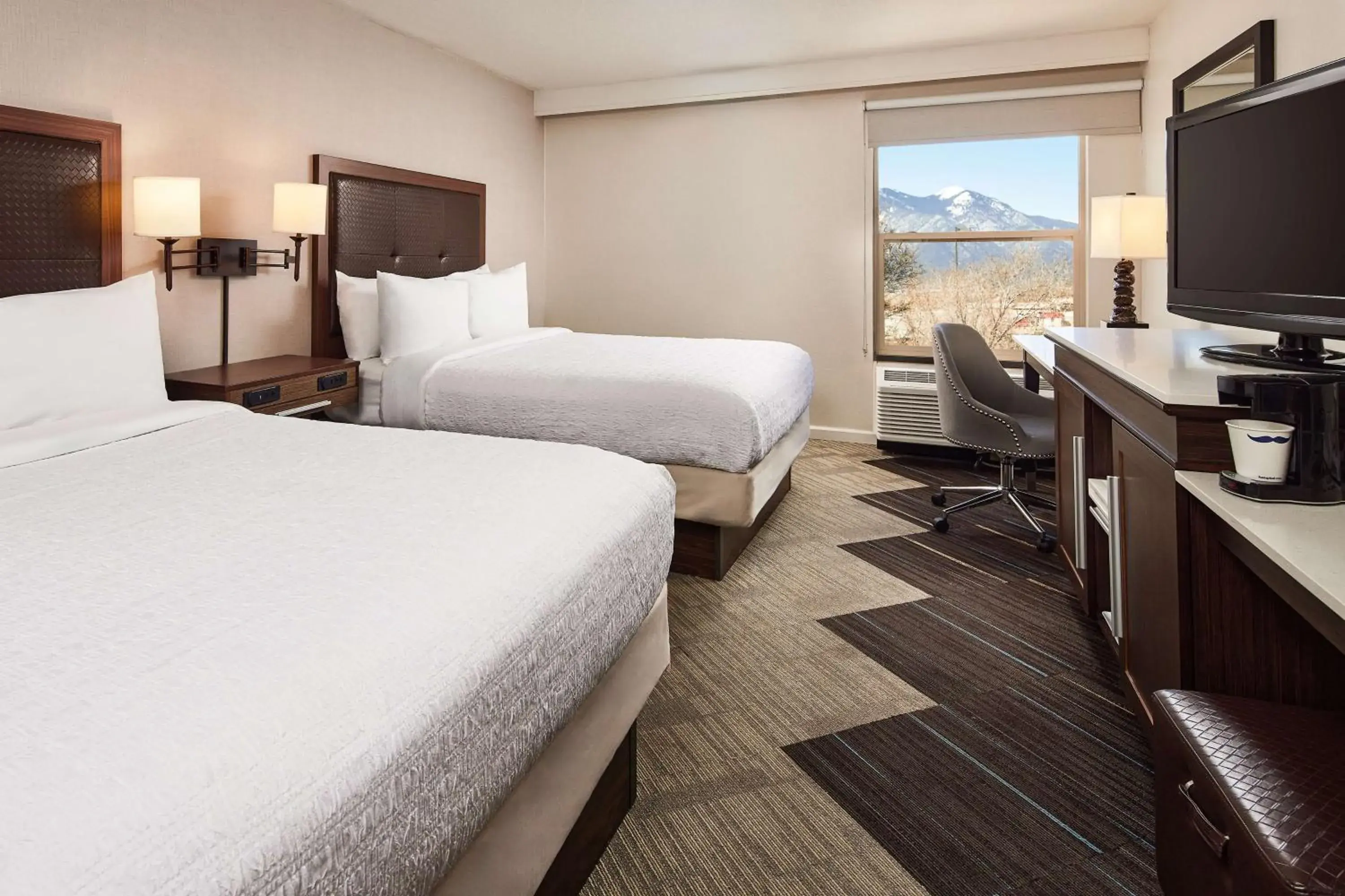 Bed in Hampton Inn Taos Bed in Hampton Inn Taos