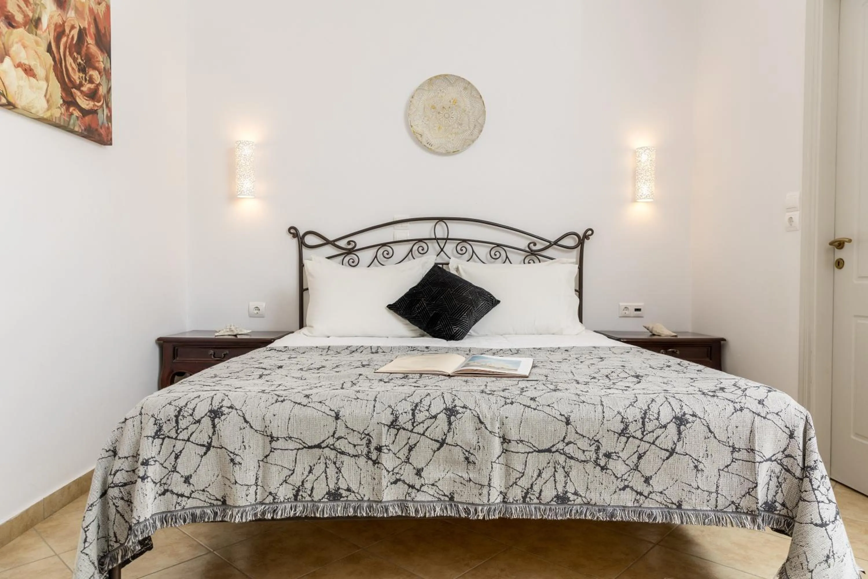 Toilet, Bed in Marine Dream