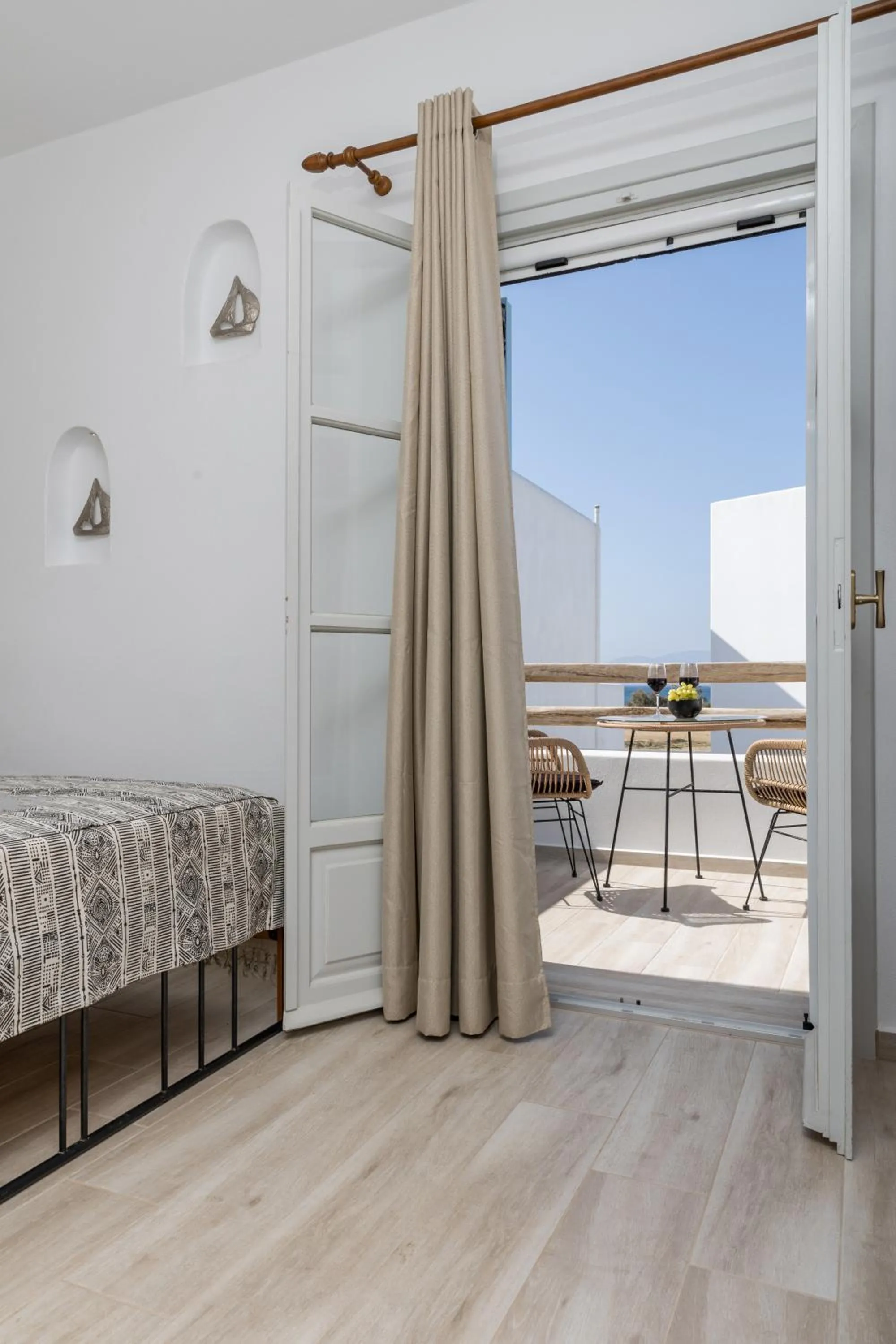 Patio, Bed in Marine Dream