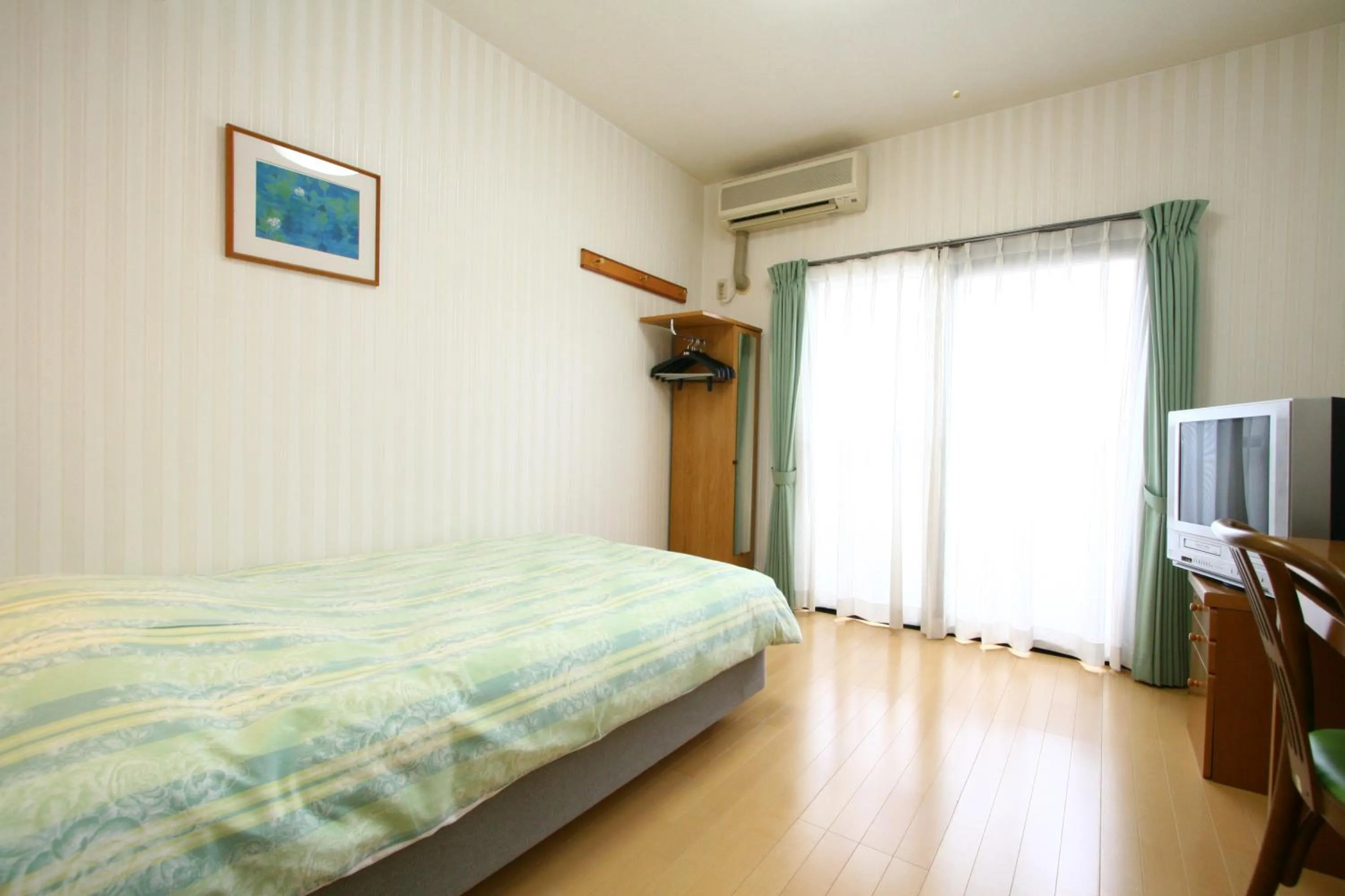 Bed in Access Tenjin