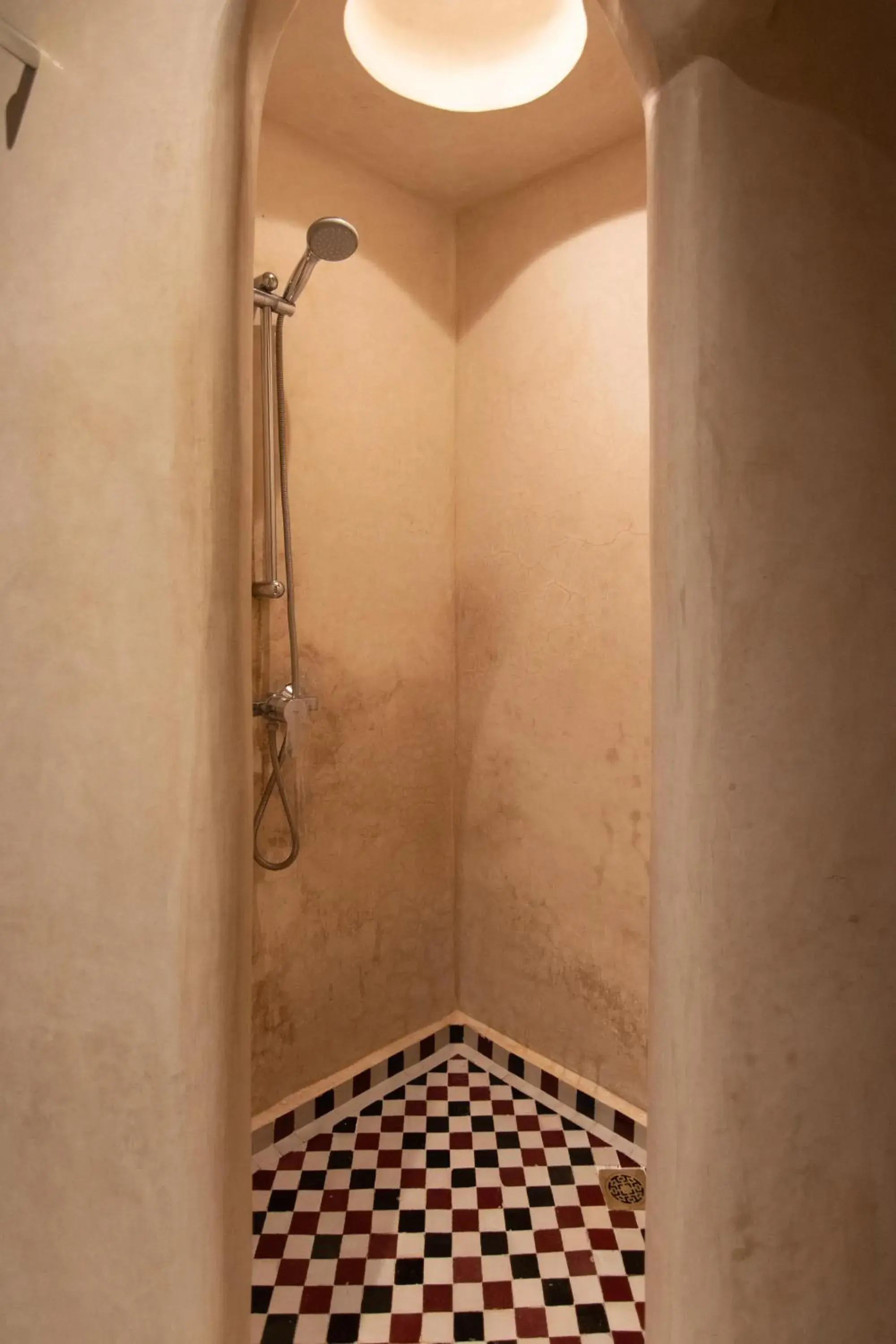 Shower in The Central House Marrakech Medina Shower in The Central House Marrakech Medina