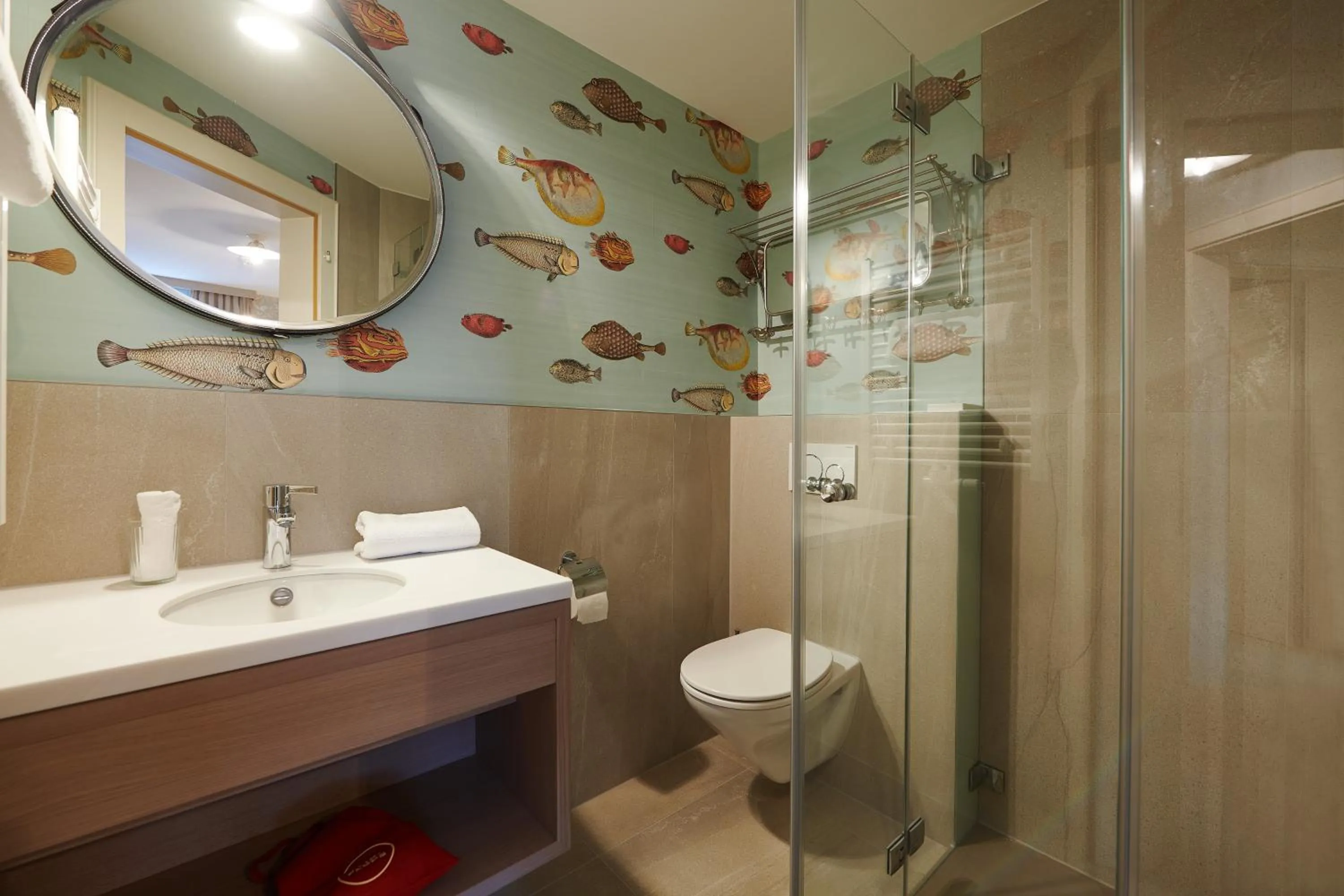 Shower in Boutique-Hotel Schmelzhof