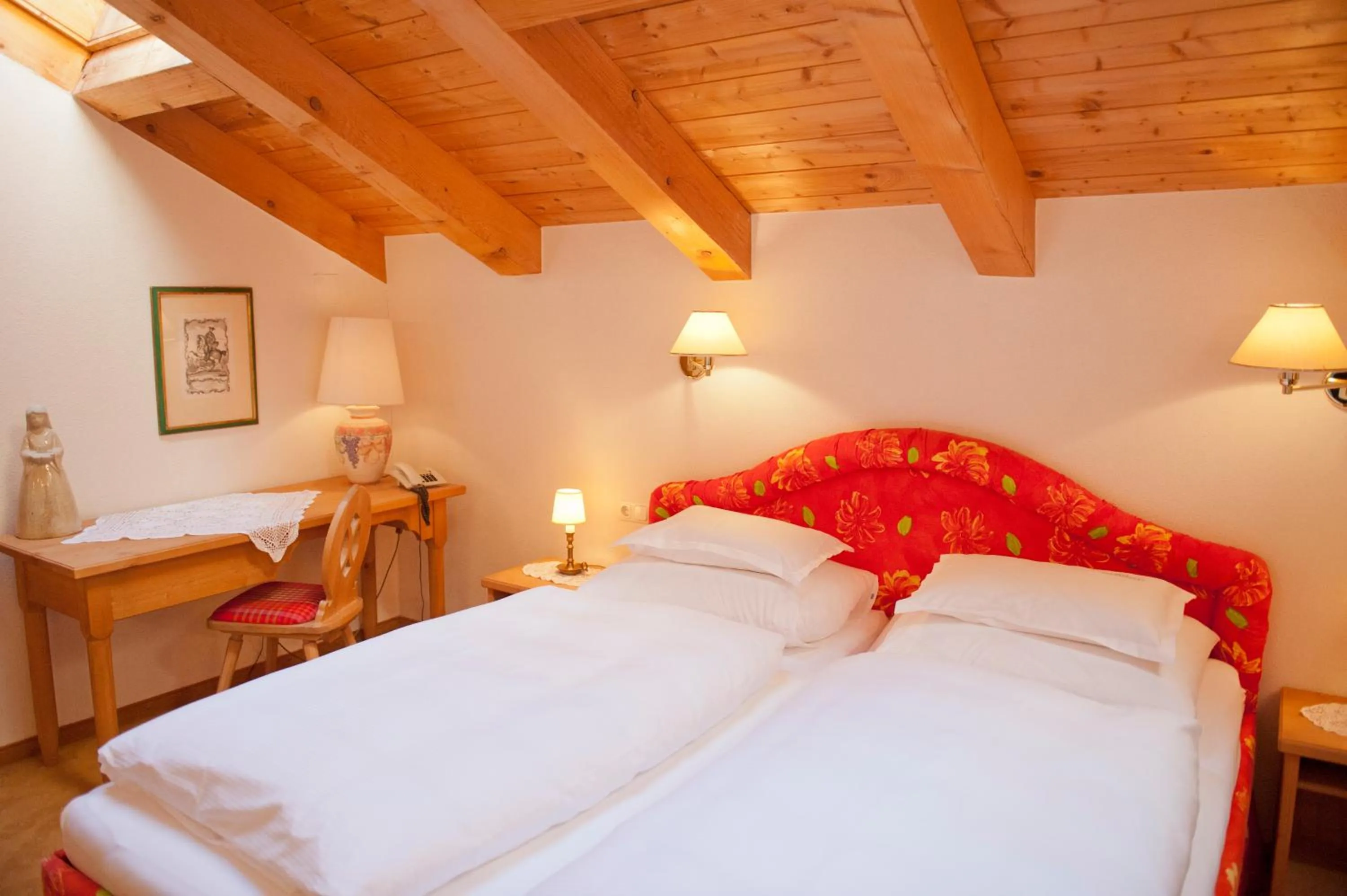 Bed in Boutique-Hotel Schmelzhof