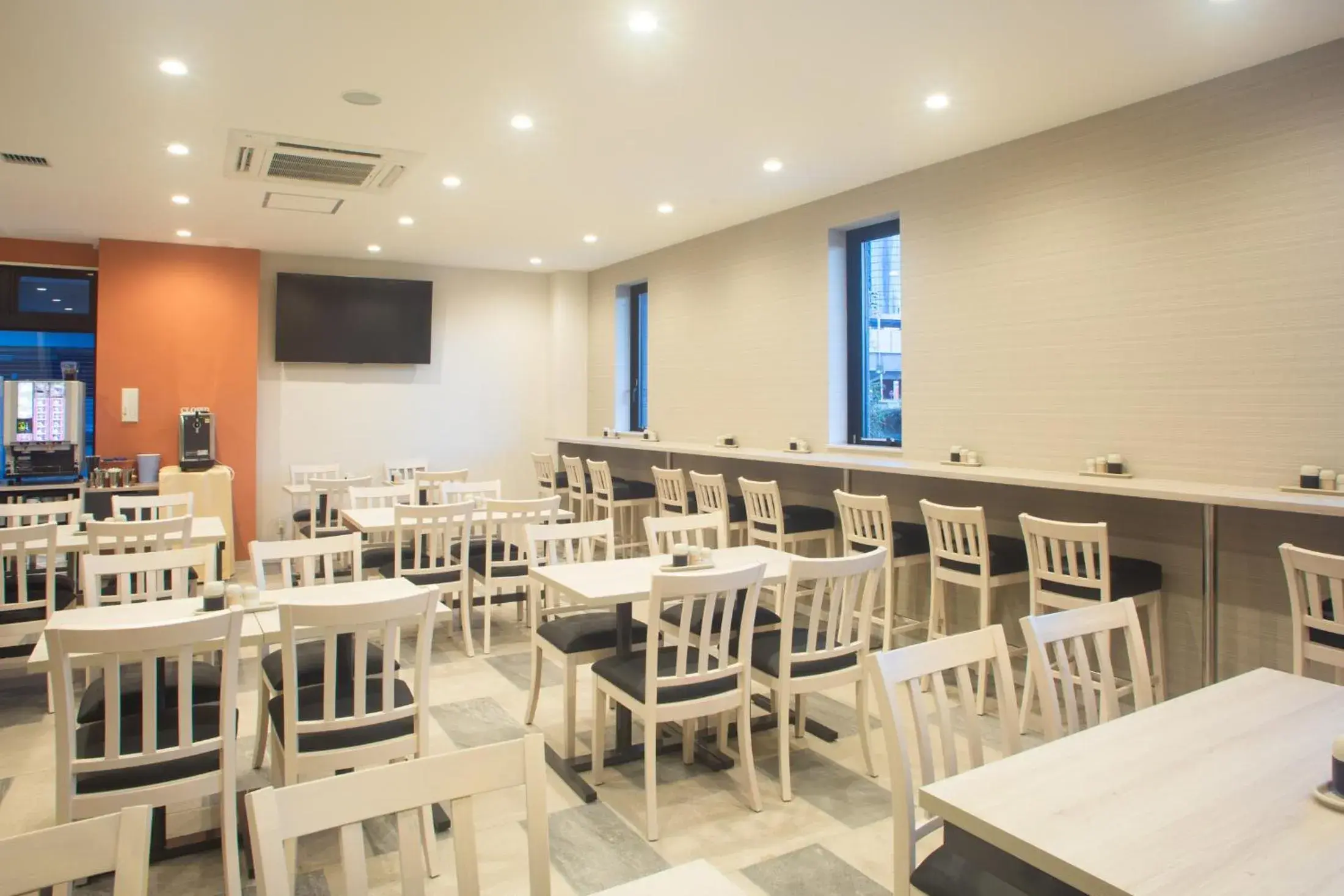 Restaurant/places to eat in Kuretake Inn Nankai Sakai-Ekimae Restaurant/places to eat in Kuretake Inn Nankai Sakai-Ekimae