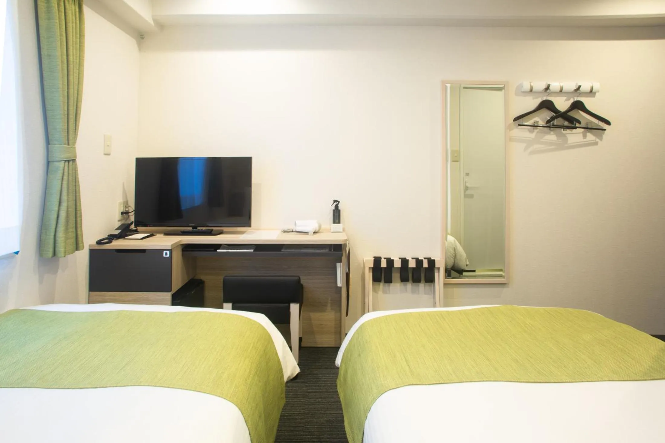 Photo of the whole room, Bed in Kuretake Inn Nankai Sakai-Ekimae