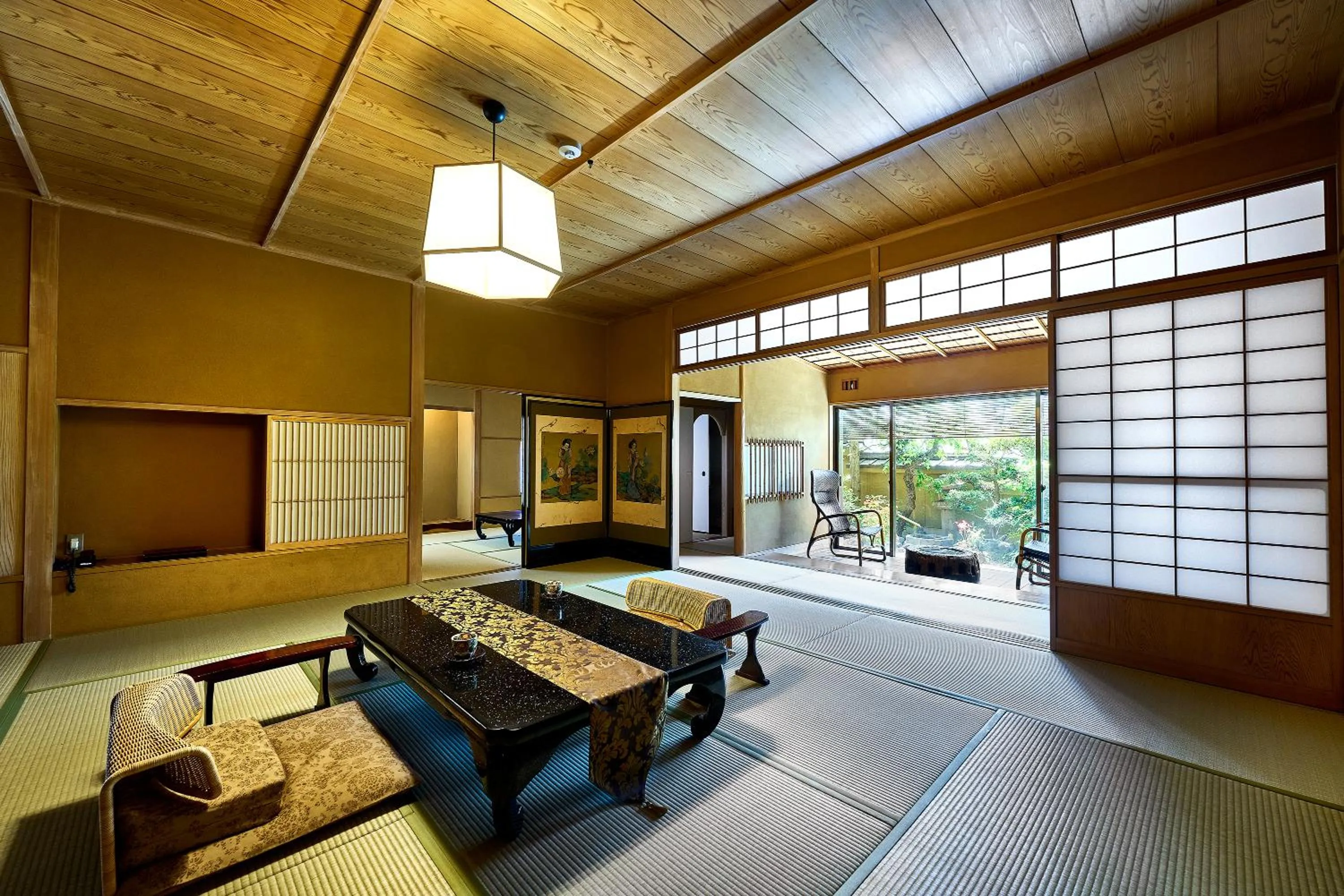 Photo of the whole room in Yamatoya Besso