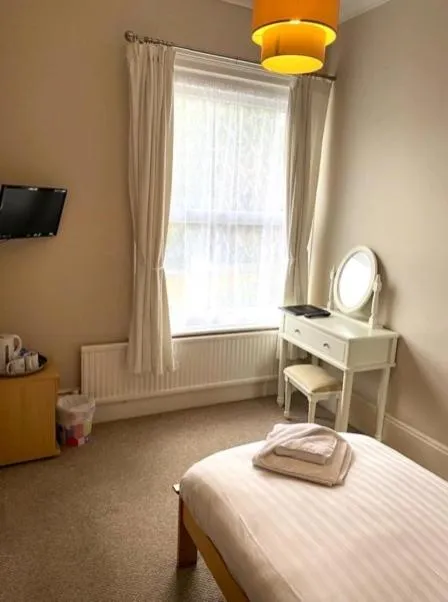 Bed in Somerton Lodge