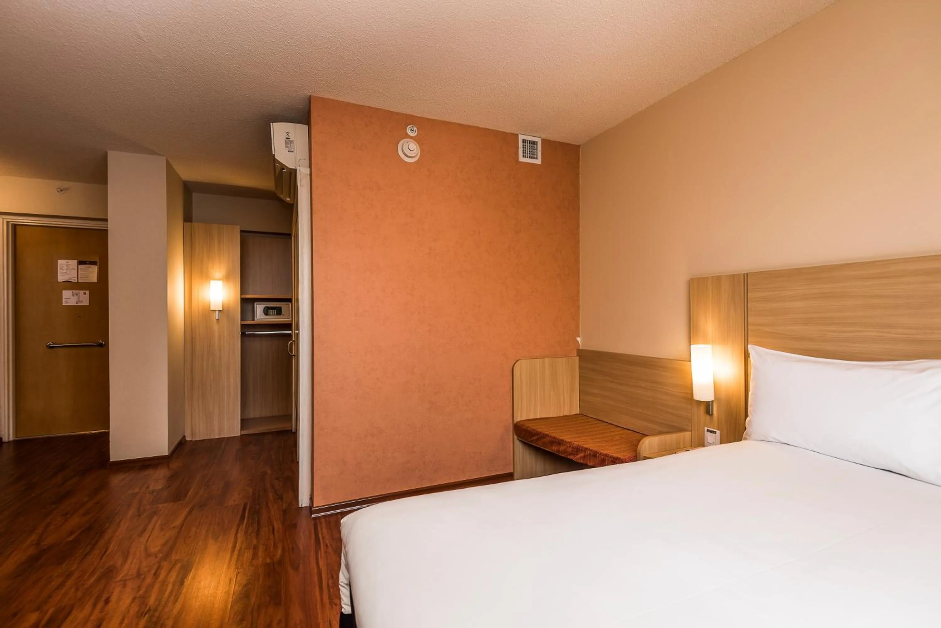 Bedroom, Bed in ibis Lima Larco Miraflores