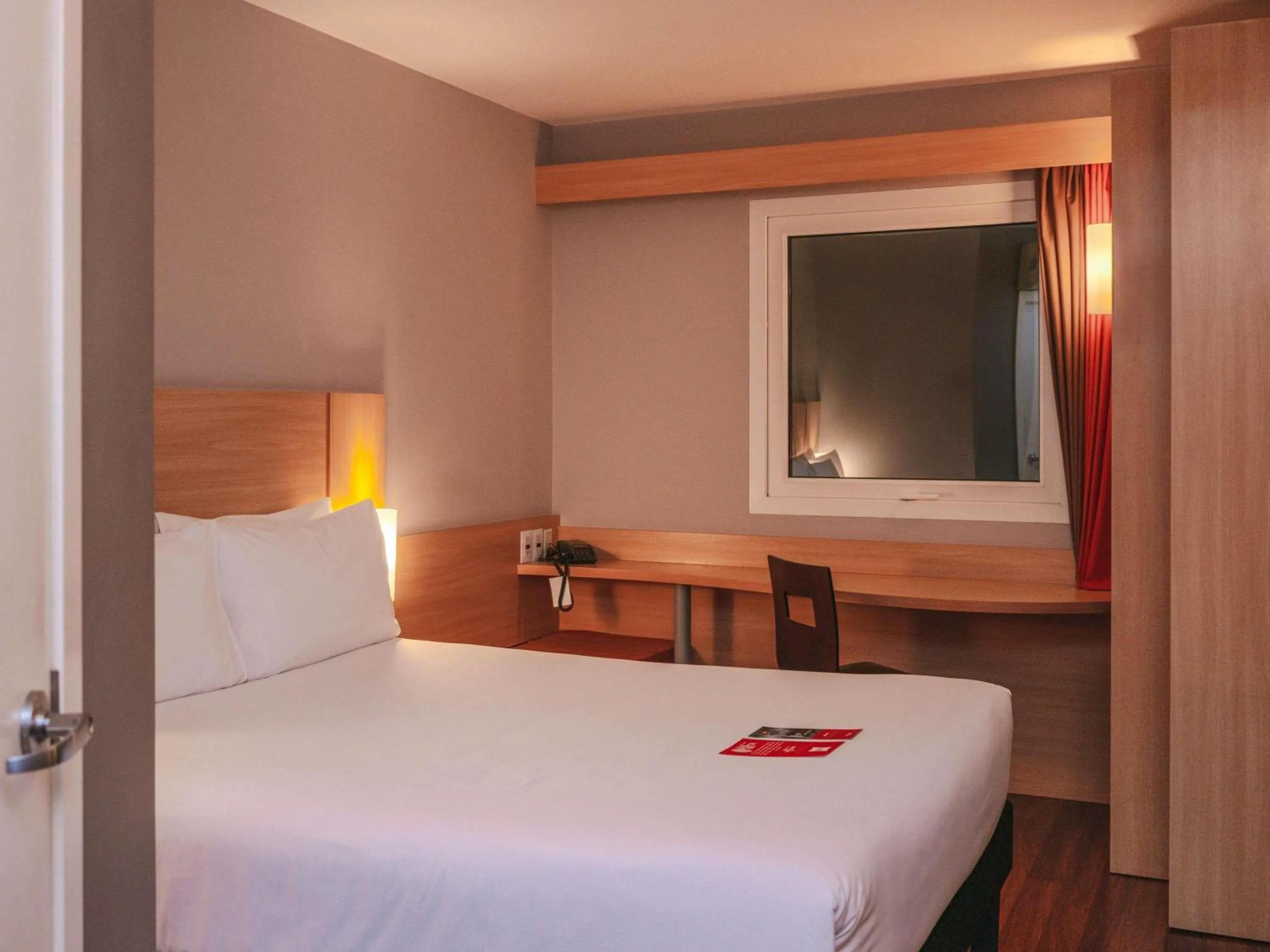 Bedroom, Bed in ibis Lima Larco Miraflores