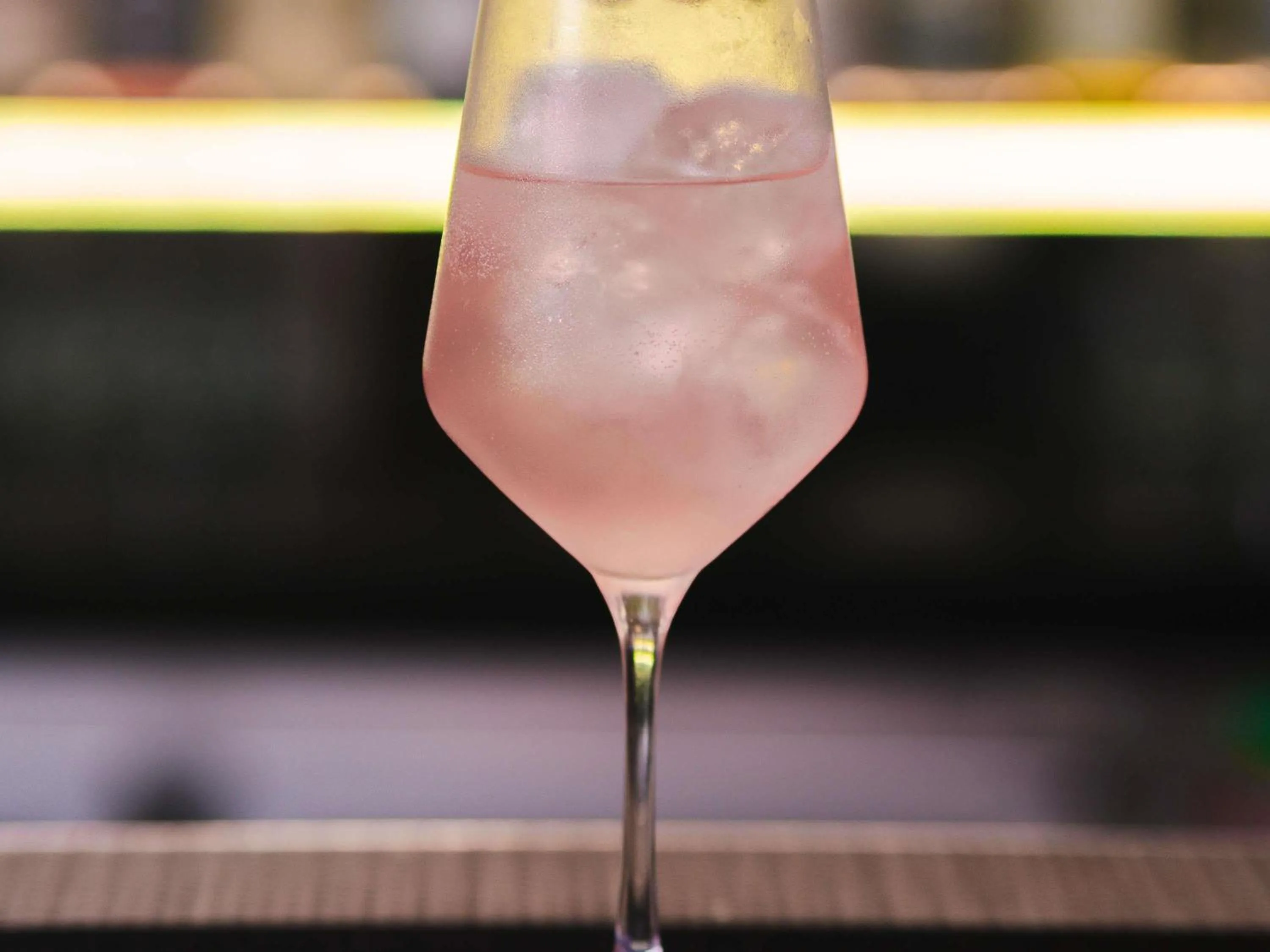 Lounge or bar in ibis Lima Larco Miraflores