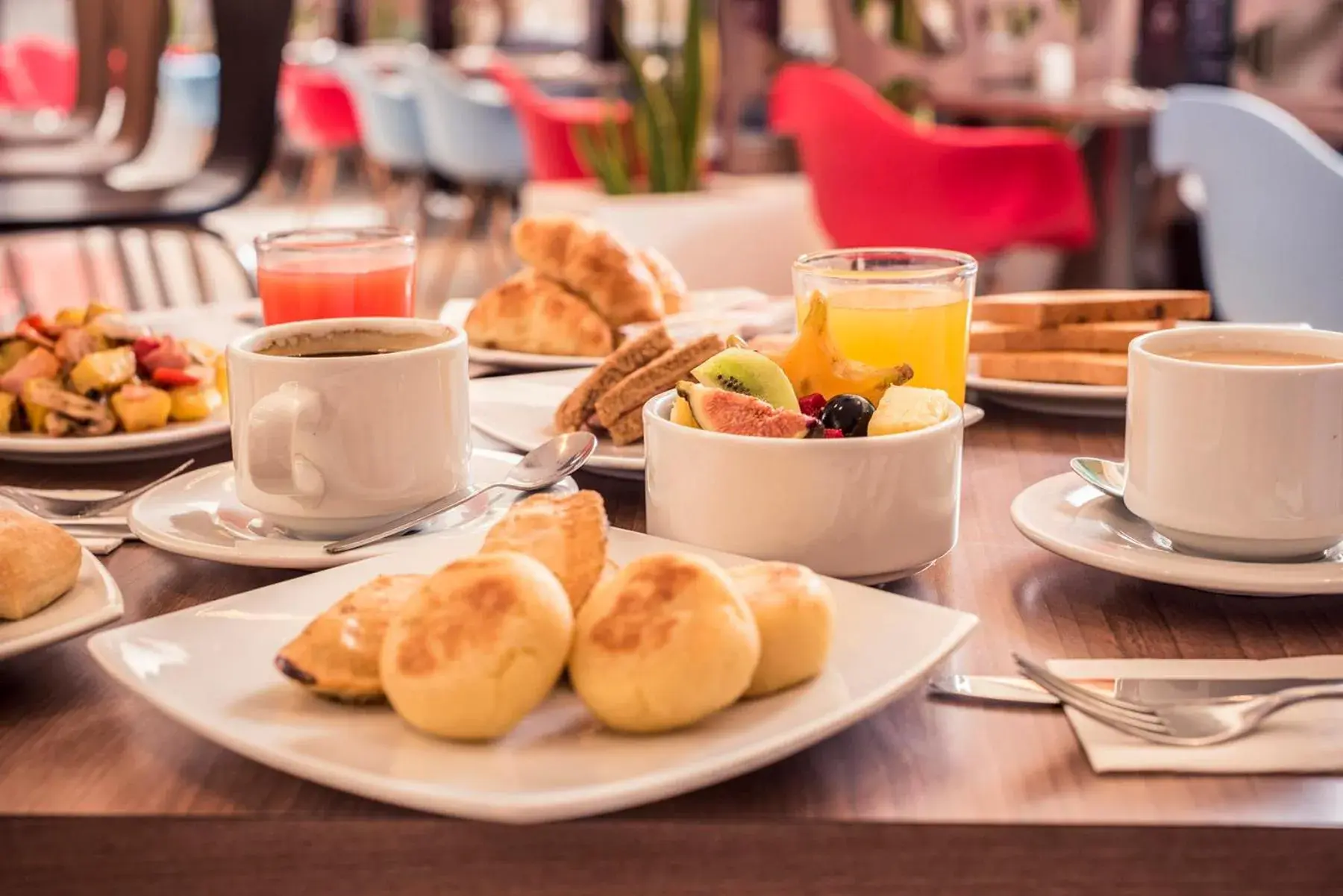 Breakfast in ibis Lima Larco Miraflores Breakfast in ibis Lima Larco Miraflores