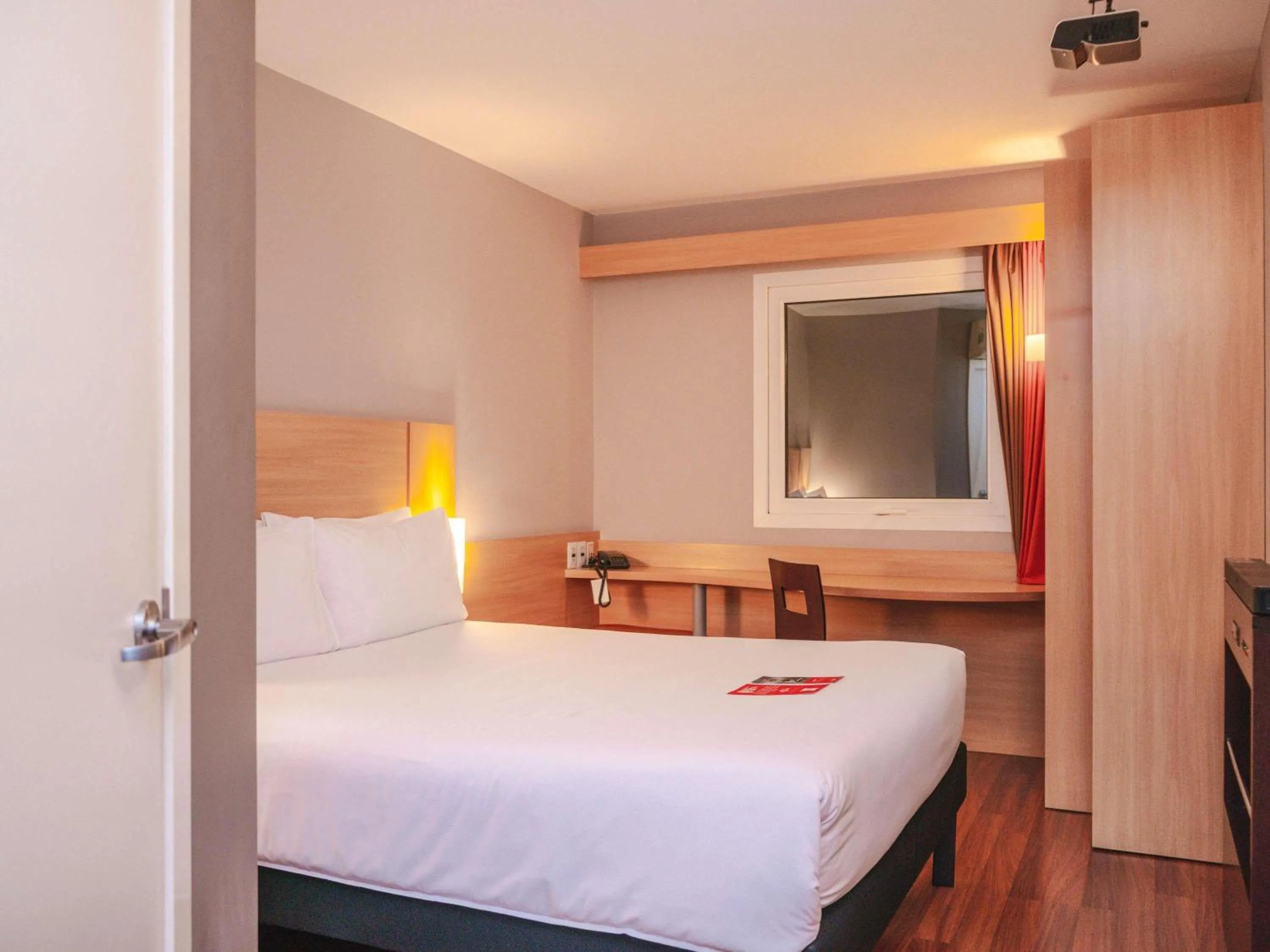 Bedroom, Bed in ibis Lima Larco Miraflores